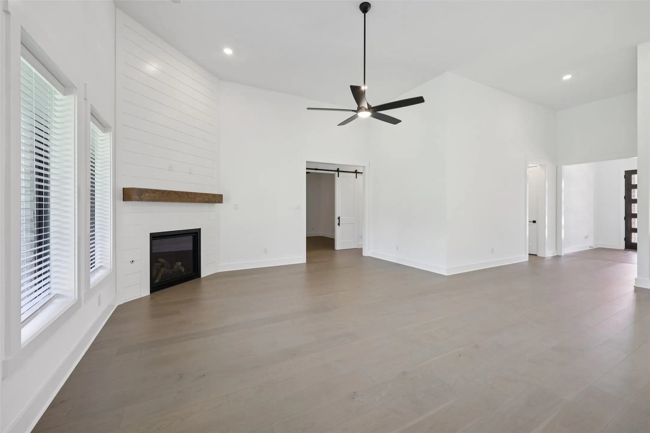 Single Family Residence For Sale in Denton County , 132 Peachleaf Drive, Krugerville, Texas 76227, 4 Bedroom, 4 Bathroom, 3 Garage spaces, 3,191 Sqft, built in 2024, mls#21379262, Real Estate Agent in Krugerville, Homes For Sale in Denton county, Homes For Sale in Krugerville, Realtor in Krugerville Texas, Real Estate Brokerage Independent Realty Texas, Luminita Cordes Realtor