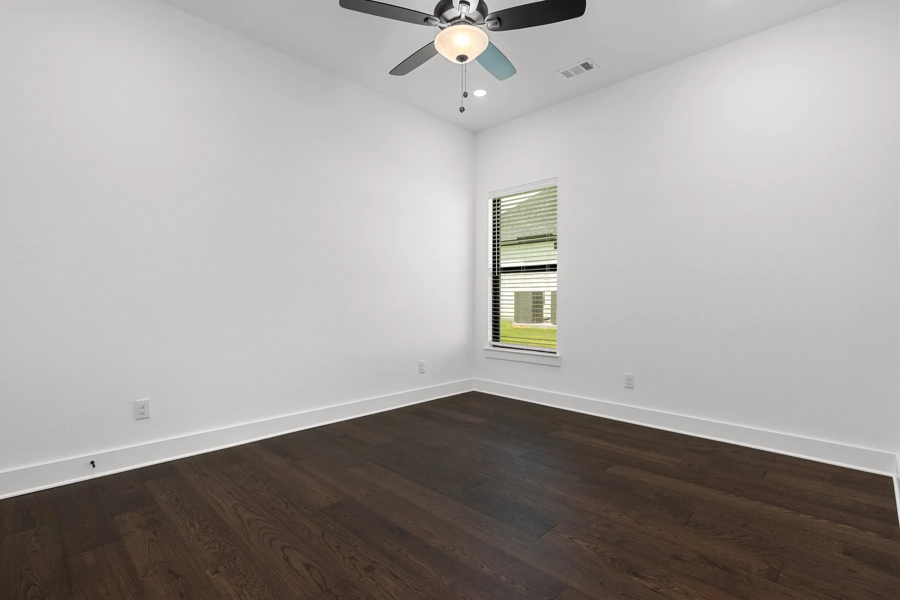 Single Family Residence For Sale in Denton County , 126 Texas Ash Drive, Krugerville, Texas 76227, 4 Bedroom, 4 Bathroom, 3 Garage spaces, 3,804 Sqft, built in 2026, mls#21379270, Real Estate Agent in Krugerville, Homes For Sale in Denton county, Homes For Sale in Krugerville, Realtor in Krugerville Texas, Real Estate Brokerage Independent Realty Texas, Luminita Cordes Realtor