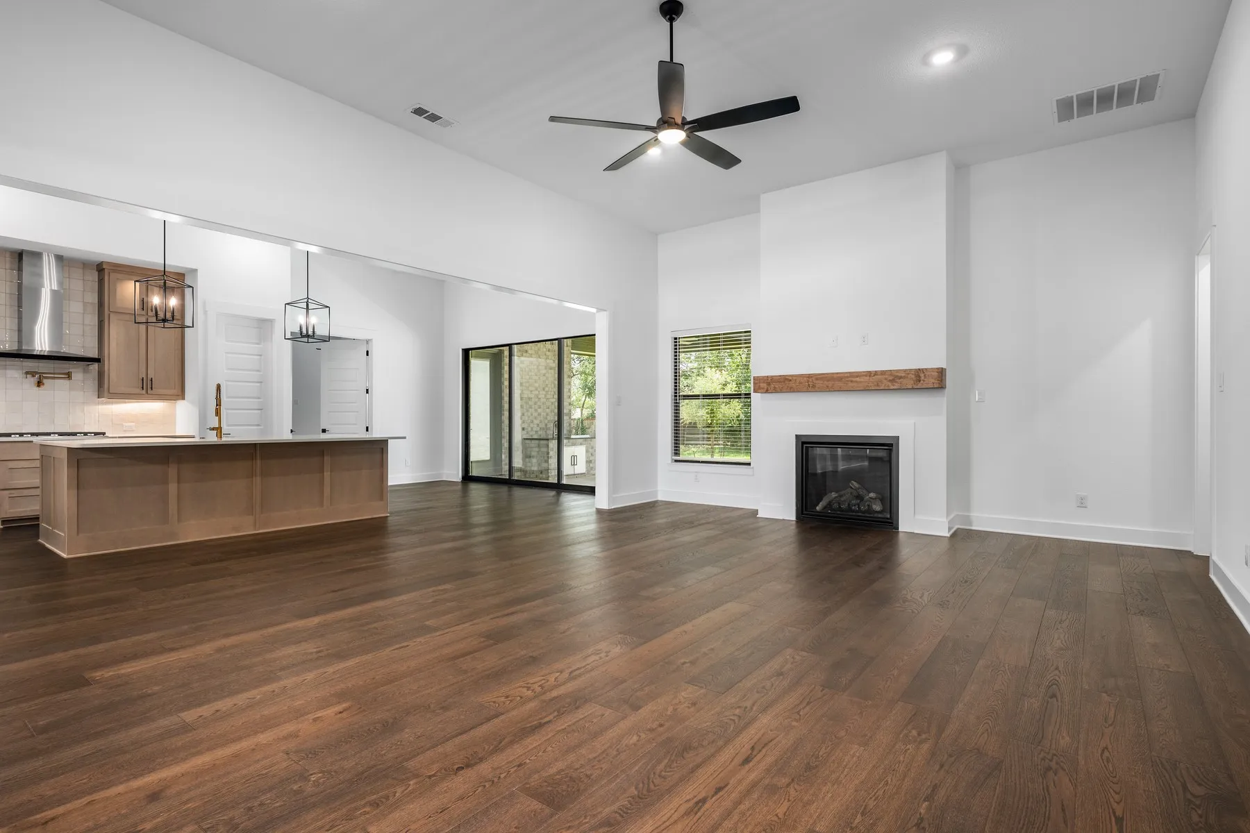 Single Family Residence For Sale in Denton County , 103 River Birch Drive, Krugerville, Texas 76227, 4 Bedroom, 4 Bathroom, 3 Garage spaces, 3,804 Sqft, built in 2026, mls#21379271, Real Estate Agent in Krugerville, Homes For Sale in Denton county, Homes For Sale in Krugerville, Realtor in Krugerville Texas, Real Estate Brokerage Independent Realty Texas, Luminita Cordes Realtor