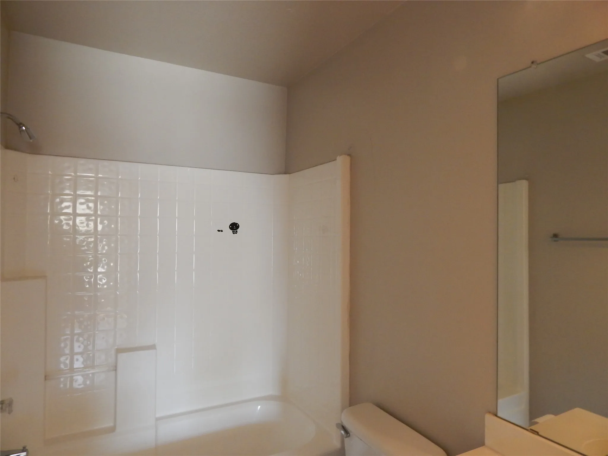 Duplex For Rent in Tarrant County , 1027 Tennessee Trail, Arlington, Texas 76017, 3 Bedroom, 3 Bathroom, 2 Garage spaces, 1,591 Sqft, built in 1999, mls#21379272, Real Estate Agent in Arlington, Homes For Rent in Tarrant county, Homes For Rent in Arlington, Realtor in Arlington Texas, Real Estate Brokerage Independent Realty Texas, Luminita Cordes Realtor