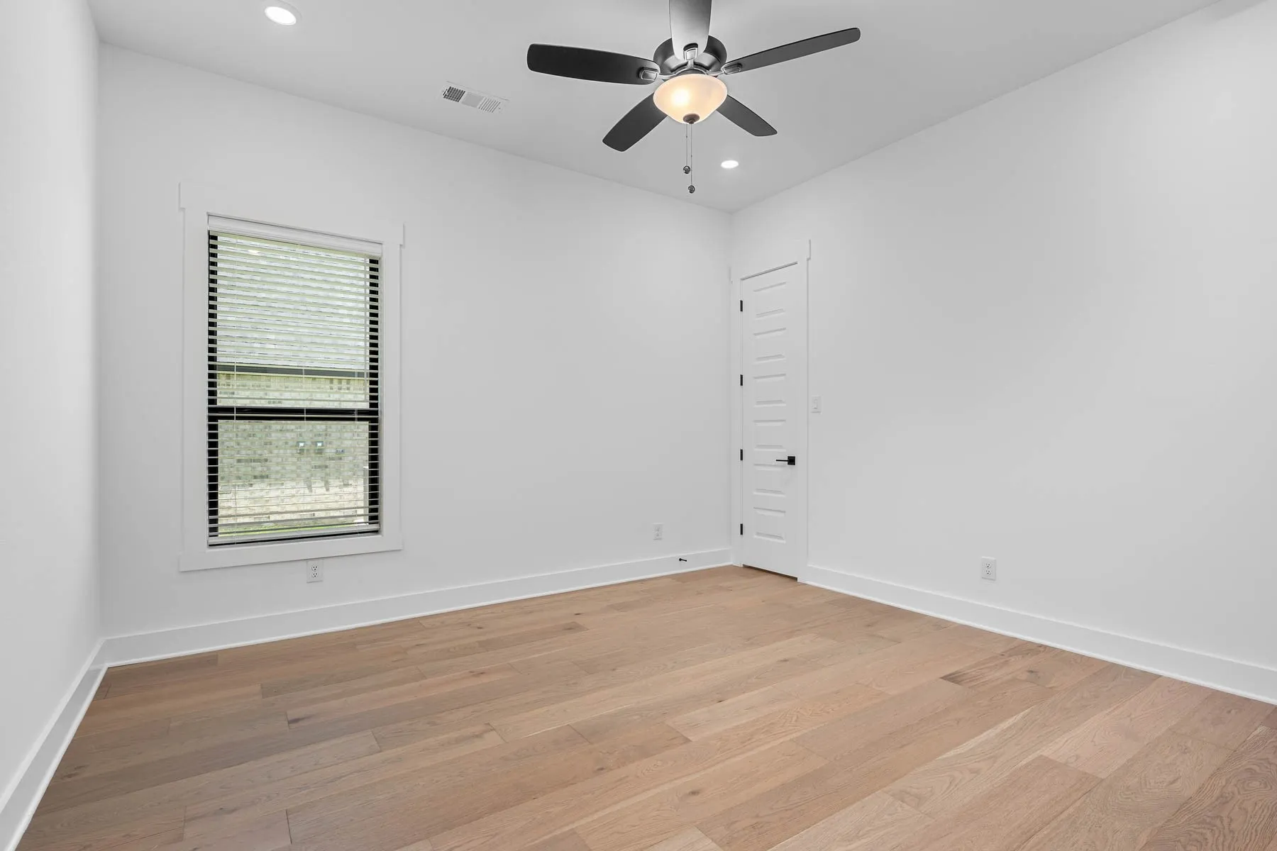 Single Family Residence For Sale in Denton County , 100 Wild Plum Drive, Krugerville, Texas 76227, 4 Bedroom, 5 Bathroom, 3 Garage spaces, 4,049 Sqft, built in 2026, mls#21379273, Real Estate Agent in Krugerville, Homes For Sale in Denton county, Homes For Sale in Krugerville, Realtor in Krugerville Texas, Real Estate Brokerage Independent Realty Texas, Luminita Cordes Realtor