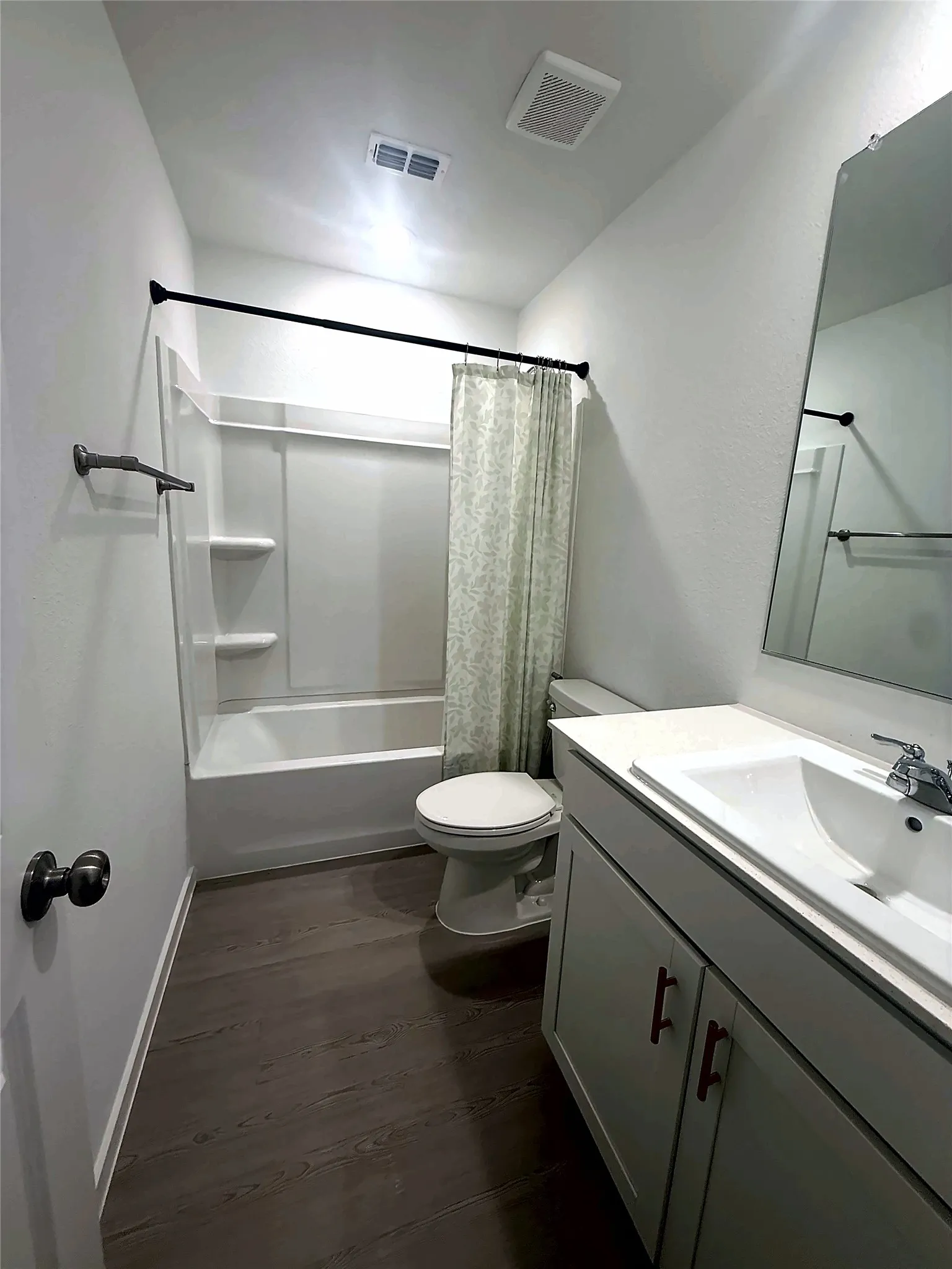 Single Family Residence For Rent in Denton County , 436 Back Country Drive, Little Elm, Texas 75068, 4 Bedroom, 3 Bathroom, 2 Garage spaces, 2,056 Sqft, built in 2025, mls#21379284, Real Estate Agent in Little Elm, Homes For Rent in Denton county, Homes For Rent in Little Elm, Realtor in Little Elm Texas, Real Estate Brokerage Independent Realty Texas, Luminita Cordes Realtor