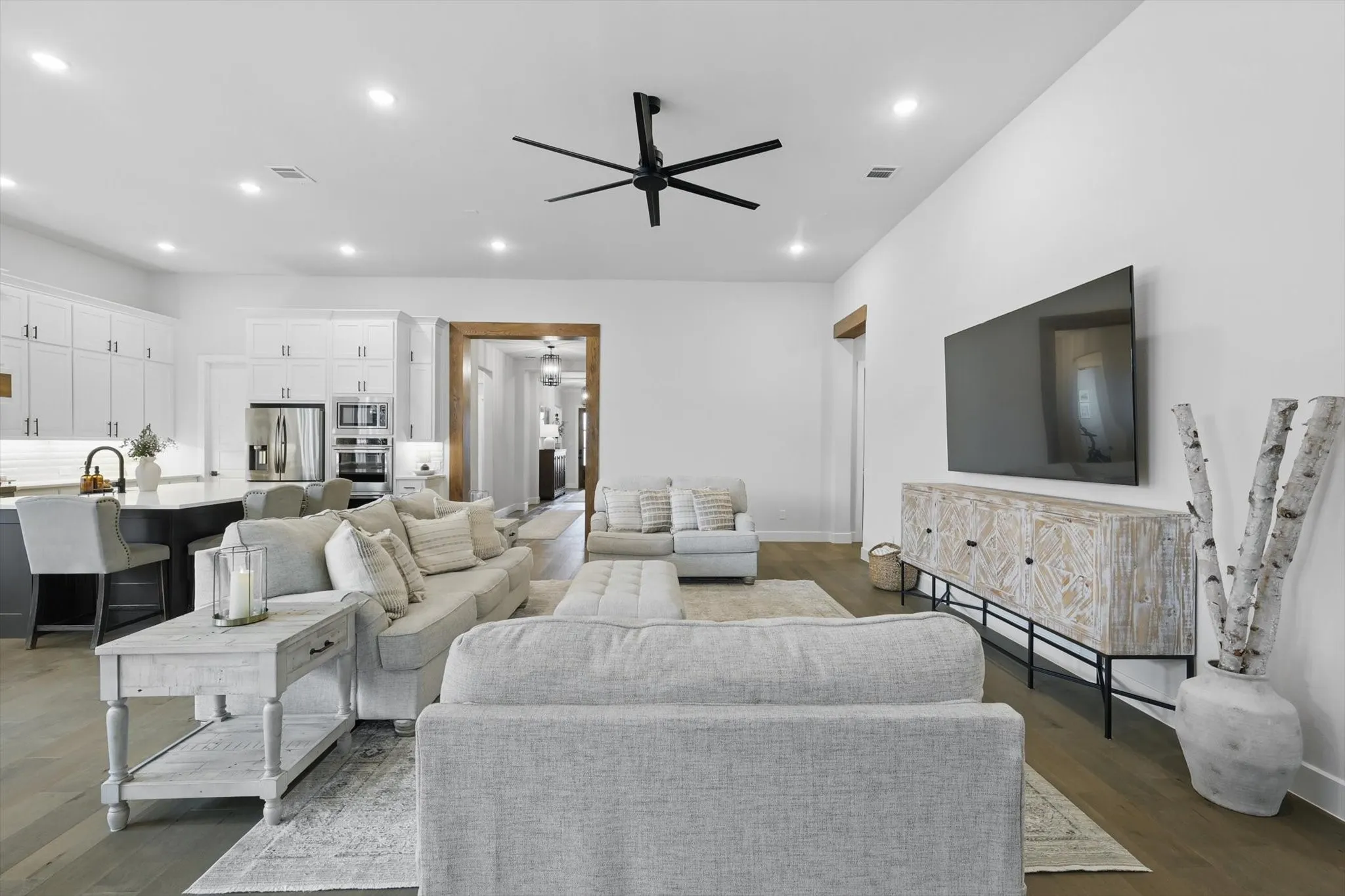 Single Family Residence For Sale in Denton County , 330 Peach Point Road, Prosper, Texas 75078, 4 Bedroom, 5 Bathroom, 3 Garage spaces, 4,314 Sqft, built in 2023, mls#21379294, Real Estate Agent in Prosper, Homes For Sale in Denton county, Homes For Sale in Prosper, Realtor in Prosper Texas, Real Estate Brokerage Independent Realty Texas, Luminita Cordes Realtor