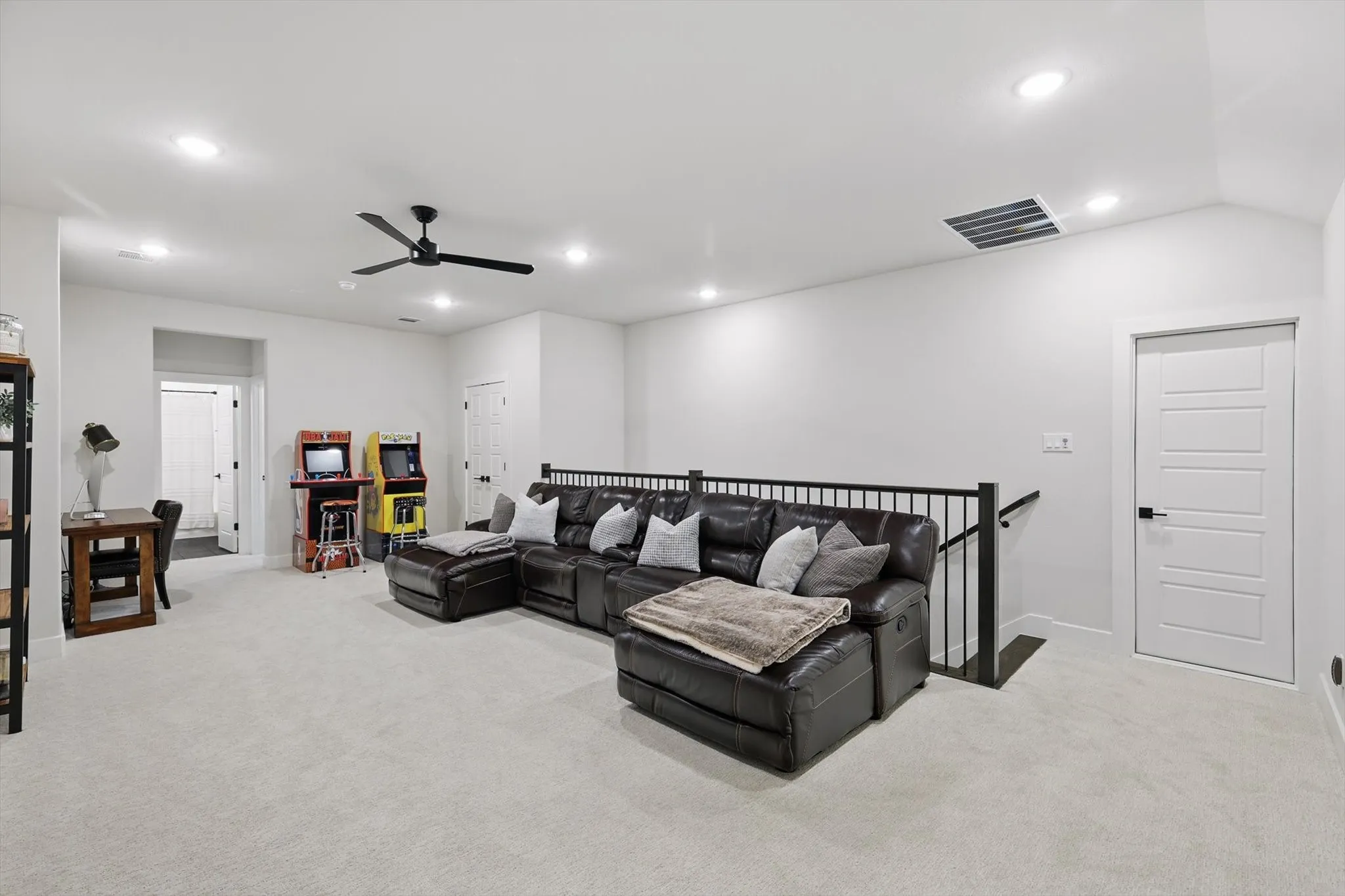 Single Family Residence For Sale in Denton County , 330 Peach Point Road, Prosper, Texas 75078, 4 Bedroom, 5 Bathroom, 3 Garage spaces, 4,314 Sqft, built in 2023, mls#21379294, Real Estate Agent in Prosper, Homes For Sale in Denton county, Homes For Sale in Prosper, Realtor in Prosper Texas, Real Estate Brokerage Independent Realty Texas, Luminita Cordes Realtor