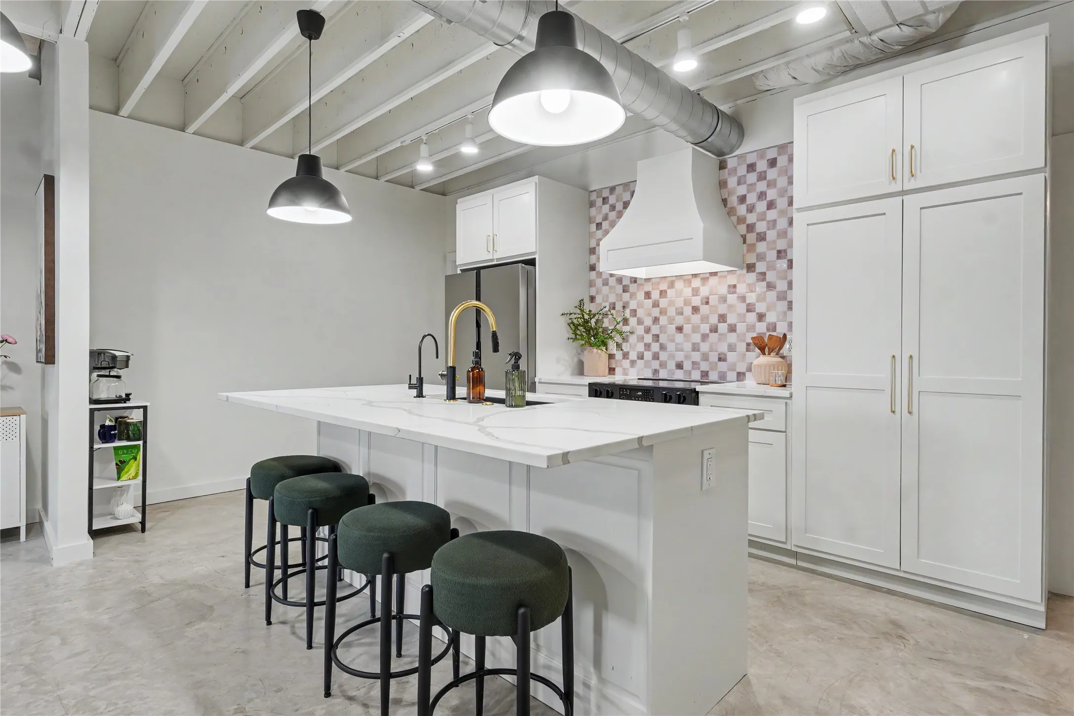 Office For Sale in Tarrant County , 13021 Harmon Road 401, Fort Worth, Texas 76177, 0, 0, Garage spaces, 0 Sqft, built in 2024, mls#21379287, Real Estate Agent in Fort Worth, Homes For Sale in Tarrant county, Homes For Sale in Fort Worth, Realtor in Fort Worth Texas, Real Estate Brokerage Independent Realty Texas, Luminita Cordes Realtor