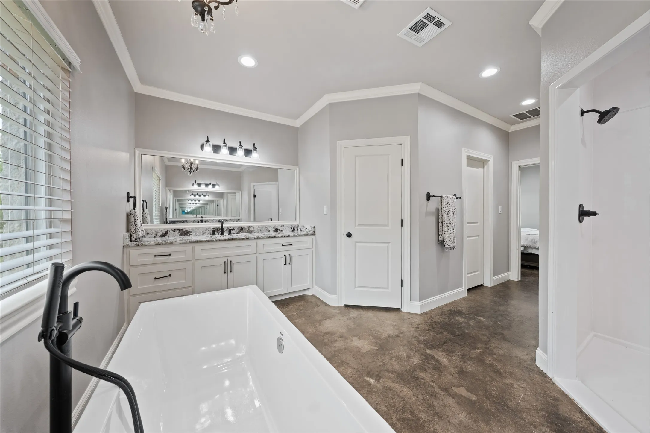 Single Family Residence For Sale in Mc Lennan County , 240 Royals Ranch Road, Lorena, Texas 76655, 4 Bedroom, 3 Bathroom, 2 Garage spaces, 2,849 Sqft, built in 2022, mls#21378316, Real Estate Agent in Lorena, Homes For Sale in Mc Lennan county, Homes For Sale in Lorena, Realtor in Lorena Texas, Real Estate Brokerage Independent Realty Texas, Luminita Cordes Realtor