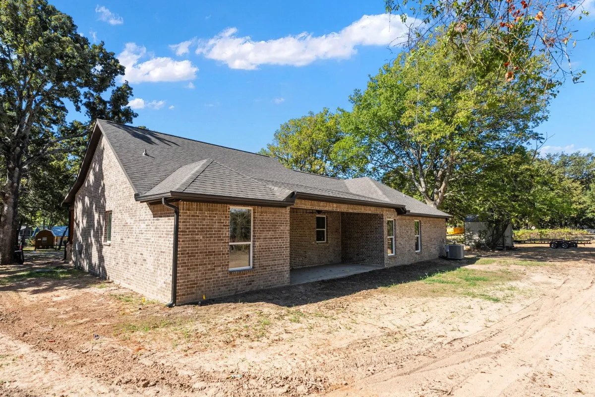 Single Family Residence For Sale in Henderson County , 128 Autumn Wood Trail, Gun Barrel City, Texas 75156, 3 Bedroom, 2 Bathroom, 2 Garage spaces, 1,925 Sqft, built in 2026, mls#21379288, Real Estate Agent in Gun Barrel City, Homes For Sale in Henderson county, Homes For Sale in Gun Barrel City, Realtor in Gun Barrel City Texas, Real Estate Brokerage Independent Realty Texas, Luminita Cordes Realtor