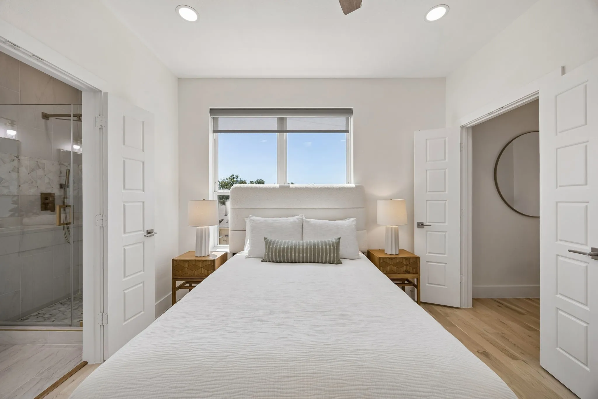 Condominium For Rent in Dallas County , 1917 Landon Lane, Dallas, Texas 75204, 2 Bedroom, 3 Bathroom, 2 Garage spaces, 1,566 Sqft, built in 2021, mls#21379078, Real Estate Agent in Dallas, Homes For Rent in Dallas county, Homes For Rent in Dallas, Realtor in Dallas Texas, Real Estate Brokerage Independent Realty Texas, Luminita Cordes Realtor
