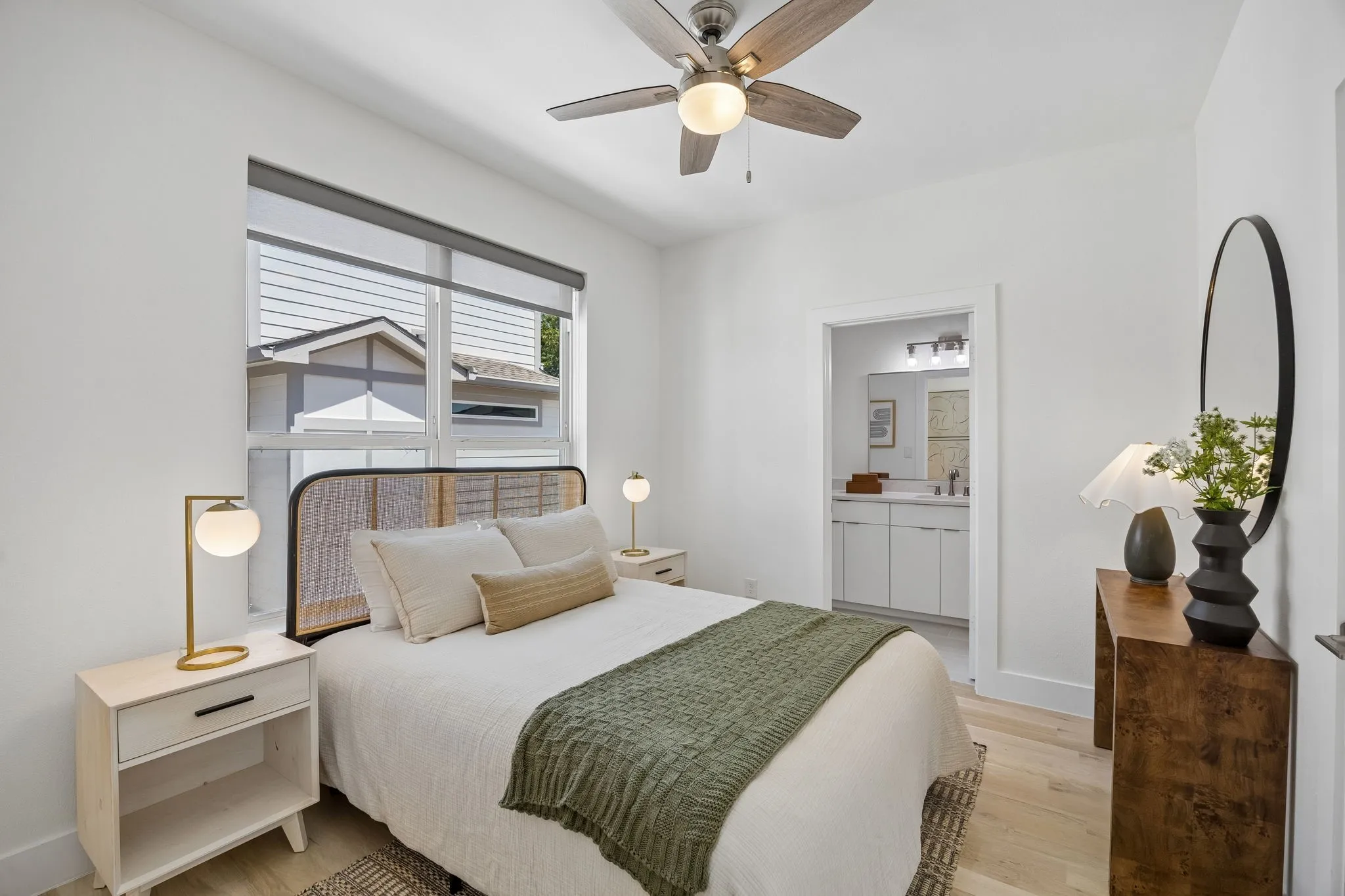 Condominium For Rent in Dallas County , 1917 Landon Lane, Dallas, Texas 75204, 2 Bedroom, 3 Bathroom, 2 Garage spaces, 1,566 Sqft, built in 2021, mls#21379078, Real Estate Agent in Dallas, Homes For Rent in Dallas county, Homes For Rent in Dallas, Realtor in Dallas Texas, Real Estate Brokerage Independent Realty Texas, Luminita Cordes Realtor