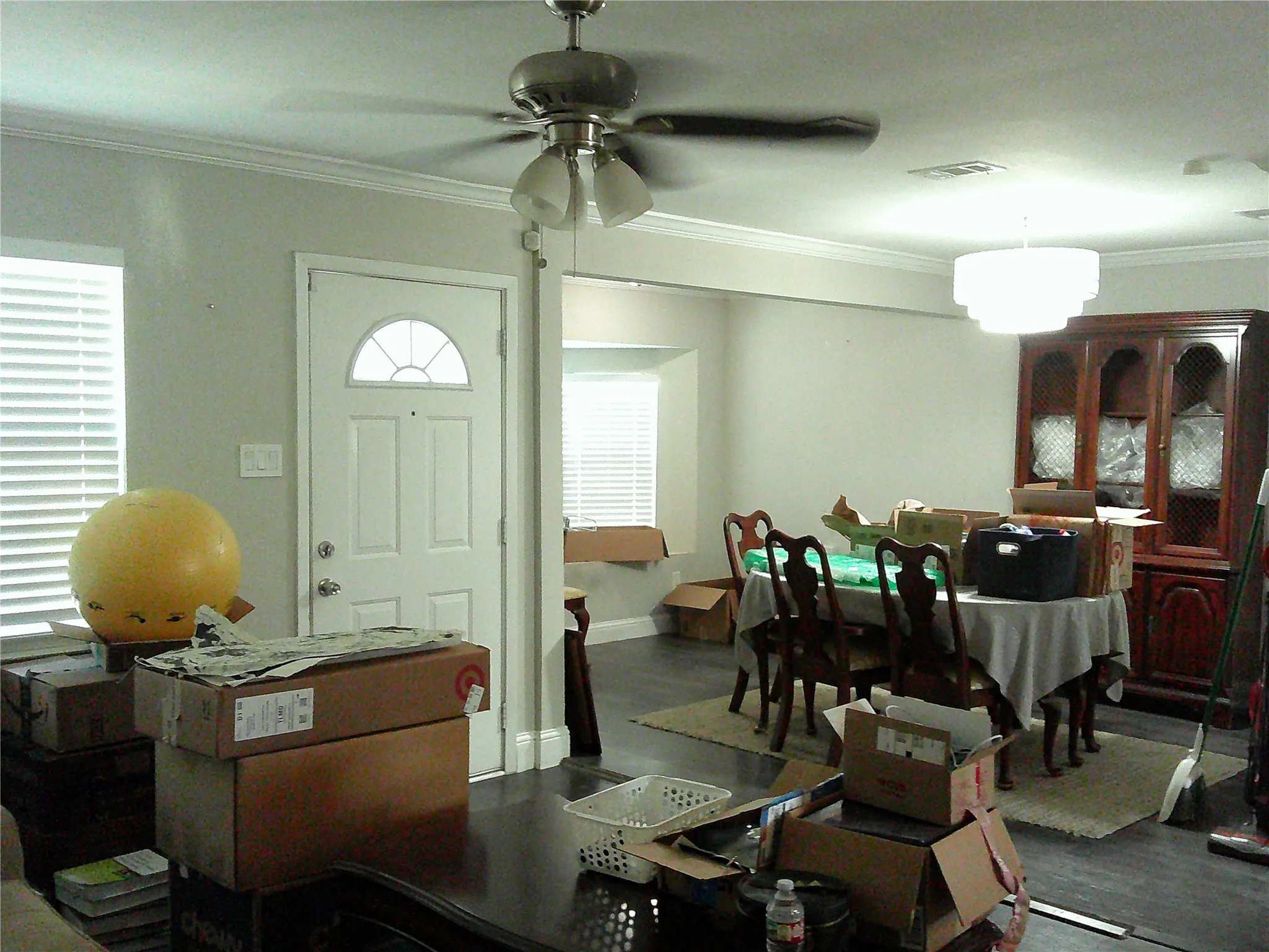 Single Family Residence For Sale in Dallas County , 2516 Jeanette Drive, Mesquite, Texas 75149, 3 Bedroom, 2 Bathroom, Garage spaces, 1,288 Sqft, built in 1961, mls#21378735, Real Estate Agent in Mesquite, Homes For Sale in Dallas county, Homes For Sale in Mesquite, Realtor in Mesquite Texas, Real Estate Brokerage Independent Realty Texas, Luminita Cordes Realtor
