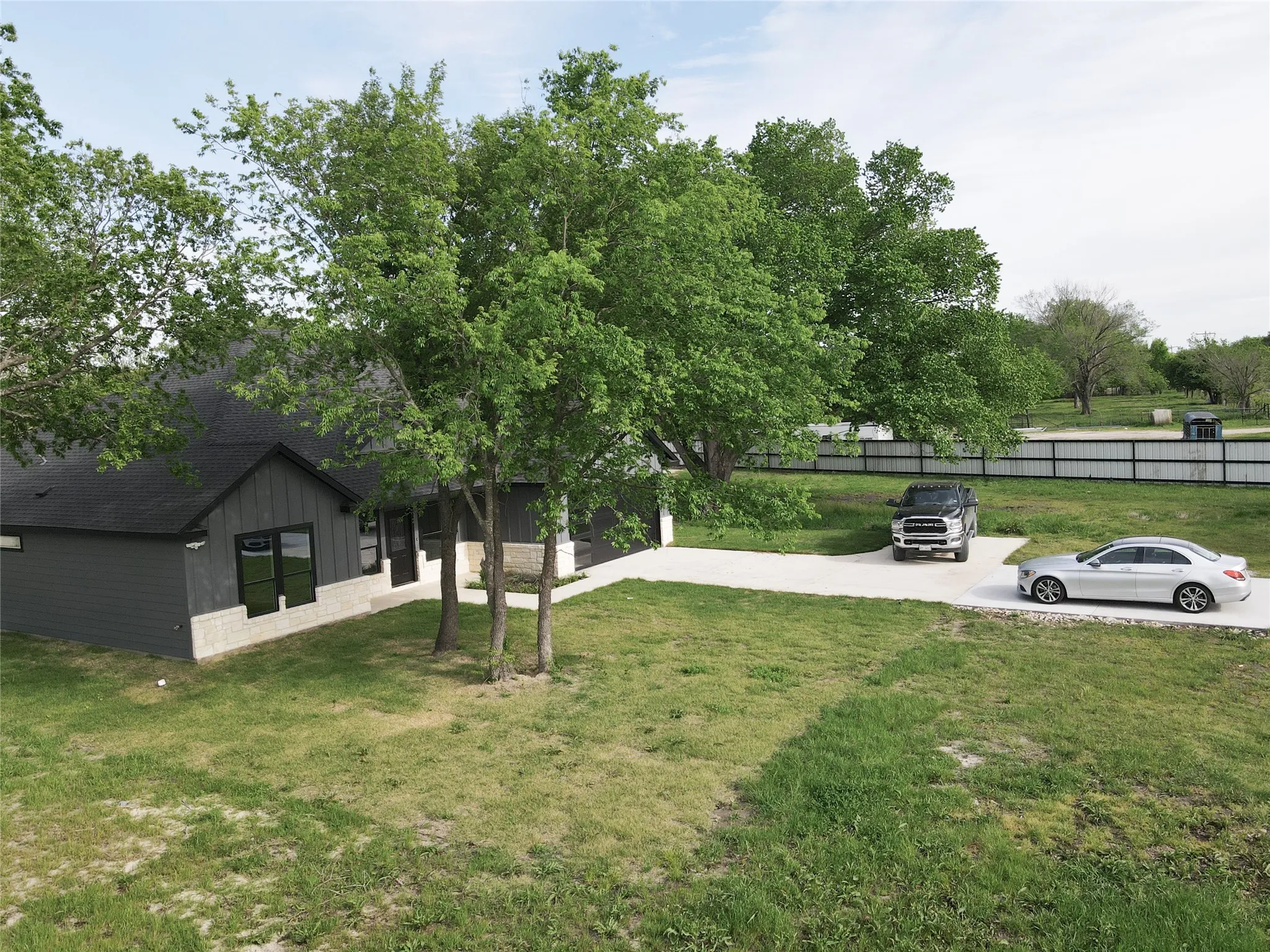 Single Family Residence For Sale in Hunt County , 1911 US-HWY 69 Road, Greenville, Texas 75401, 3 Bedroom, 2 Bathroom, 4 Garage spaces, 1,920 Sqft, built in 2025, mls#21379306, Real Estate Agent in Greenville, Homes For Sale in Hunt county, Homes For Sale in Greenville, Realtor in Greenville Texas, Real Estate Brokerage Independent Realty Texas, Luminita Cordes Realtor