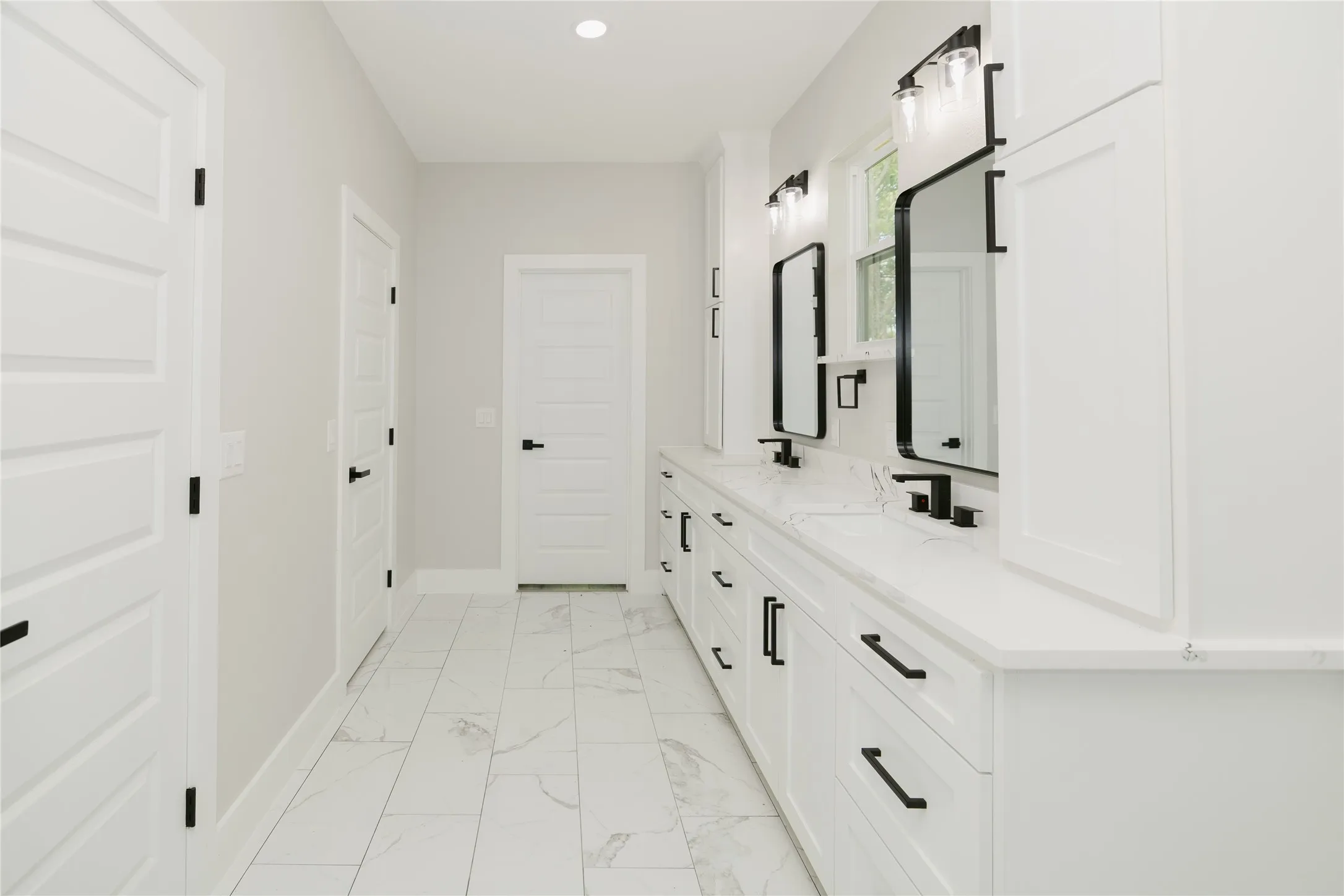 Single Family Residence For Sale in Hunt County , 1911 US-HWY 69 Road, Greenville, Texas 75401, 3 Bedroom, 2 Bathroom, 4 Garage spaces, 1,920 Sqft, built in 2025, mls#21379306, Real Estate Agent in Greenville, Homes For Sale in Hunt county, Homes For Sale in Greenville, Realtor in Greenville Texas, Real Estate Brokerage Independent Realty Texas, Luminita Cordes Realtor