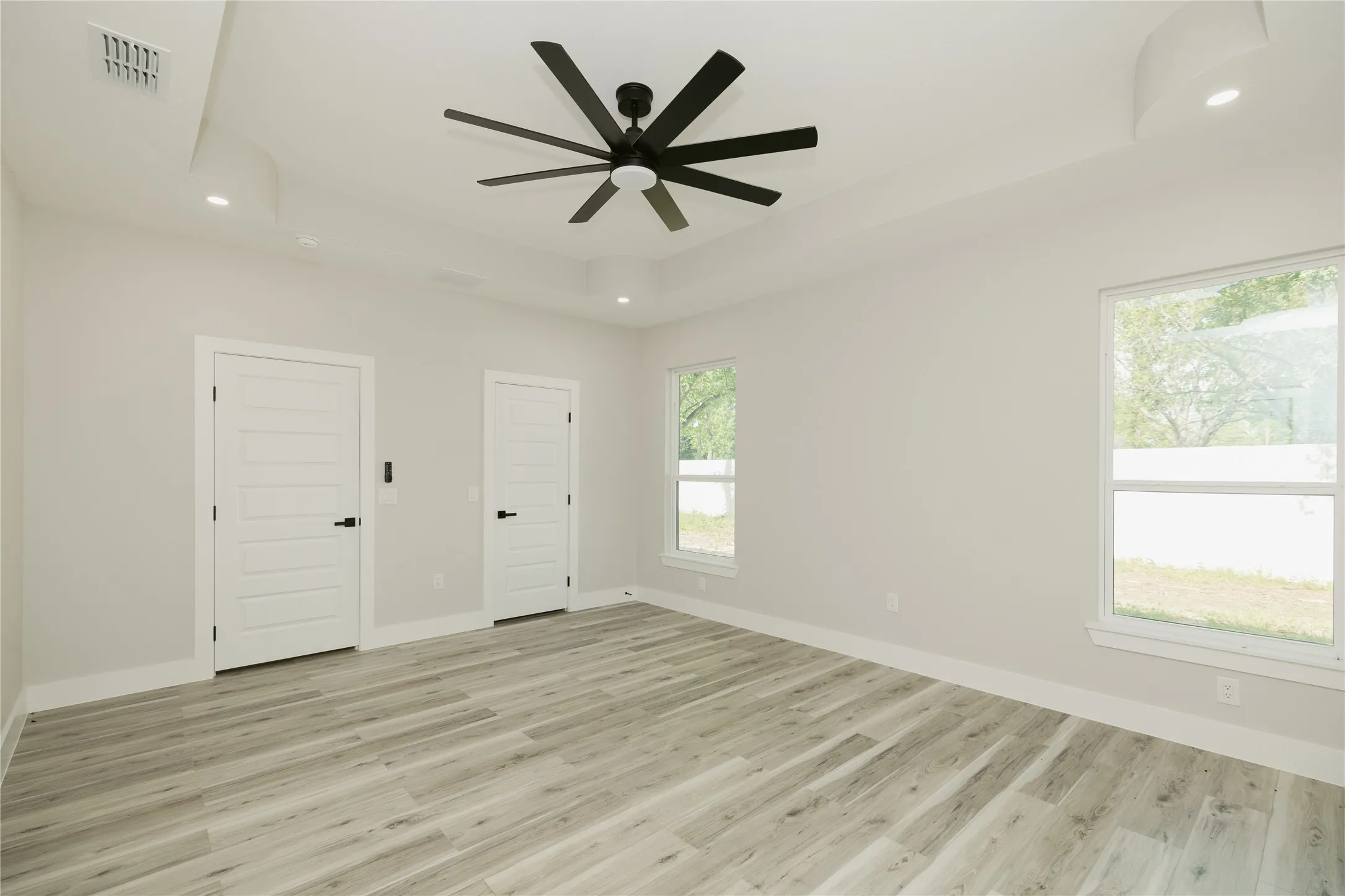 Single Family Residence For Sale in Hunt County , 1911 US-HWY 69 Road, Greenville, Texas 75401, 3 Bedroom, 2 Bathroom, 4 Garage spaces, 1,920 Sqft, built in 2025, mls#21379306, Real Estate Agent in Greenville, Homes For Sale in Hunt county, Homes For Sale in Greenville, Realtor in Greenville Texas, Real Estate Brokerage Independent Realty Texas, Luminita Cordes Realtor