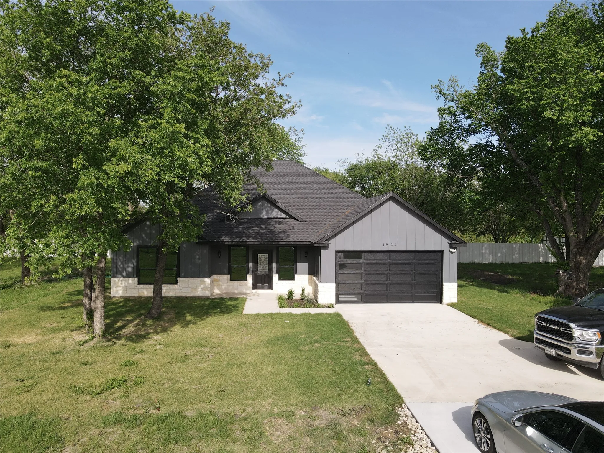 Single Family Residence For Sale in Hunt County , 1911 US-HWY 69 Road, Greenville, Texas 75401, 3 Bedroom, 2 Bathroom, 4 Garage spaces, 1,920 Sqft, built in 2025, mls#21379306, Real Estate Agent in Greenville, Homes For Sale in Hunt county, Homes For Sale in Greenville, Realtor in Greenville Texas, Real Estate Brokerage Independent Realty Texas, Luminita Cordes Realtor