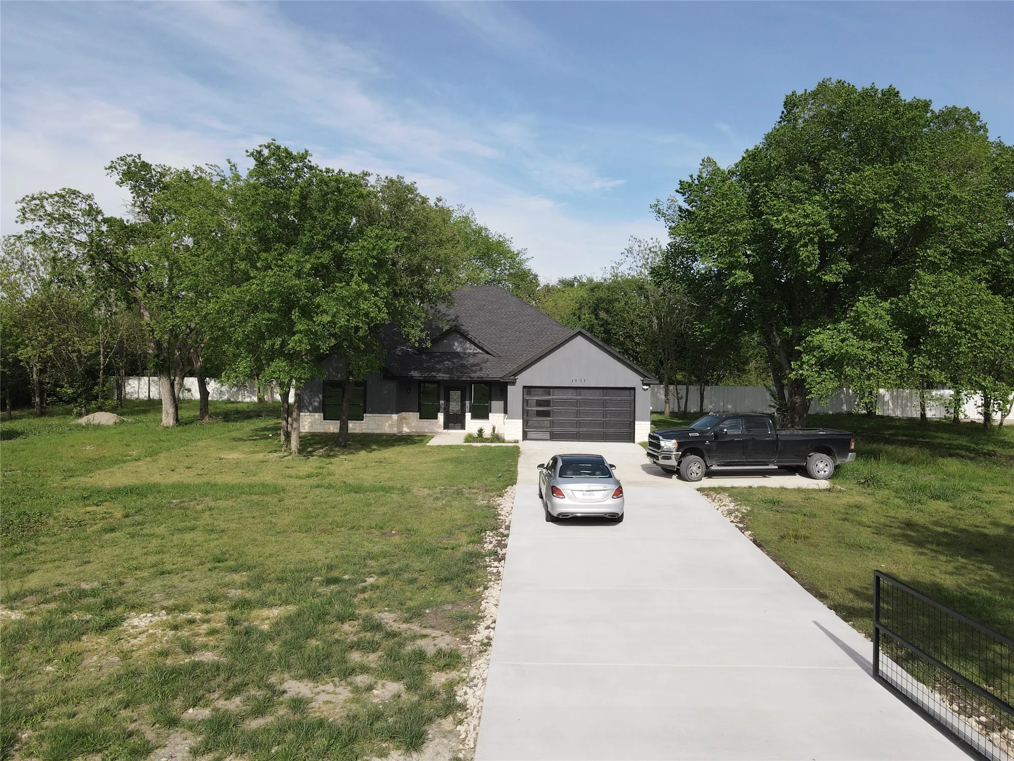 Single Family Residence For Sale in Hunt County , 1911 US-HWY 69 Road, Greenville, Texas 75401, 3 Bedroom, 2 Bathroom, 4 Garage spaces, 1,920 Sqft, built in 2025, mls#21379306, Real Estate Agent in Greenville, Homes For Sale in Hunt county, Homes For Sale in Greenville, Realtor in Greenville Texas, Real Estate Brokerage Independent Realty Texas, Luminita Cordes Realtor