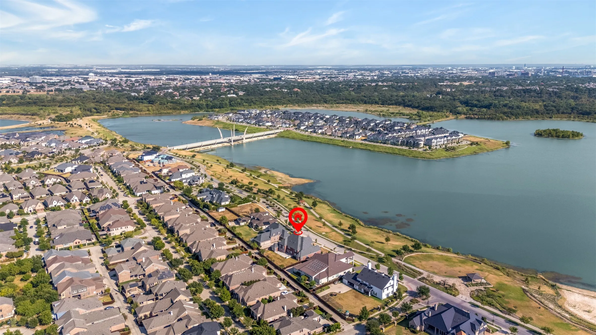Single Family Residence For Sale in Tarrant County , 1217 Viridian Park Lane, Arlington, Texas 76005, 5 Bedroom, 5 Bathroom, 3 Garage spaces, 6,316 Sqft, built in 2015, mls#21379302, Real Estate Agent in Arlington, Homes For Sale in Tarrant county, Homes For Sale in Arlington, Realtor in Arlington Texas, Real Estate Brokerage Independent Realty Texas, Luminita Cordes Realtor