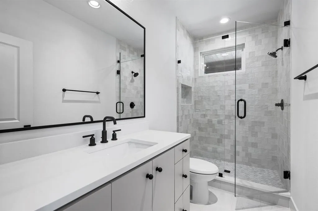 Single Family Residence For Rent in Dallas County , 5836 Martel Avenue, Dallas, Texas 75206, 4 Bedroom, 4 Bathroom, 2 Garage spaces, 3,167 Sqft, built in 2025, mls#21379309, Real Estate Agent in Dallas, Homes For Rent in Dallas county, Homes For Rent in Dallas, Realtor in Dallas Texas, Real Estate Brokerage Independent Realty Texas, Luminita Cordes Realtor