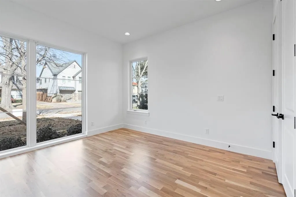 Single Family Residence For Rent in Dallas County , 5836 Martel Avenue, Dallas, Texas 75206, 4 Bedroom, 4 Bathroom, 2 Garage spaces, 3,167 Sqft, built in 2025, mls#21379309, Real Estate Agent in Dallas, Homes For Rent in Dallas county, Homes For Rent in Dallas, Realtor in Dallas Texas, Real Estate Brokerage Independent Realty Texas, Luminita Cordes Realtor