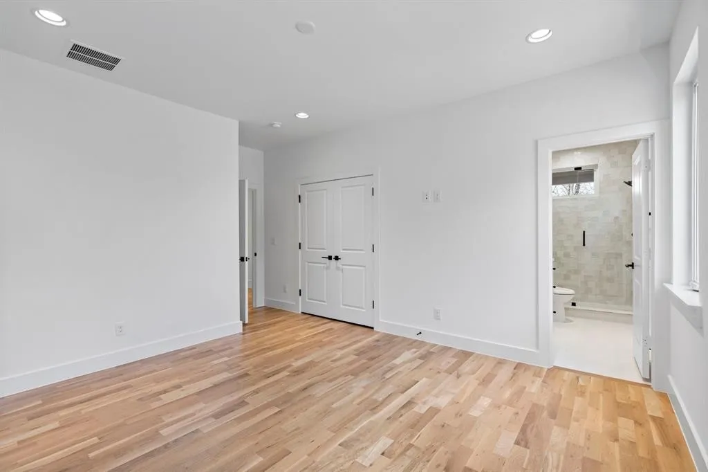 Single Family Residence For Rent in Dallas County , 5836 Martel Avenue, Dallas, Texas 75206, 4 Bedroom, 4 Bathroom, 2 Garage spaces, 3,167 Sqft, built in 2025, mls#21379309, Real Estate Agent in Dallas, Homes For Rent in Dallas county, Homes For Rent in Dallas, Realtor in Dallas Texas, Real Estate Brokerage Independent Realty Texas, Luminita Cordes Realtor
