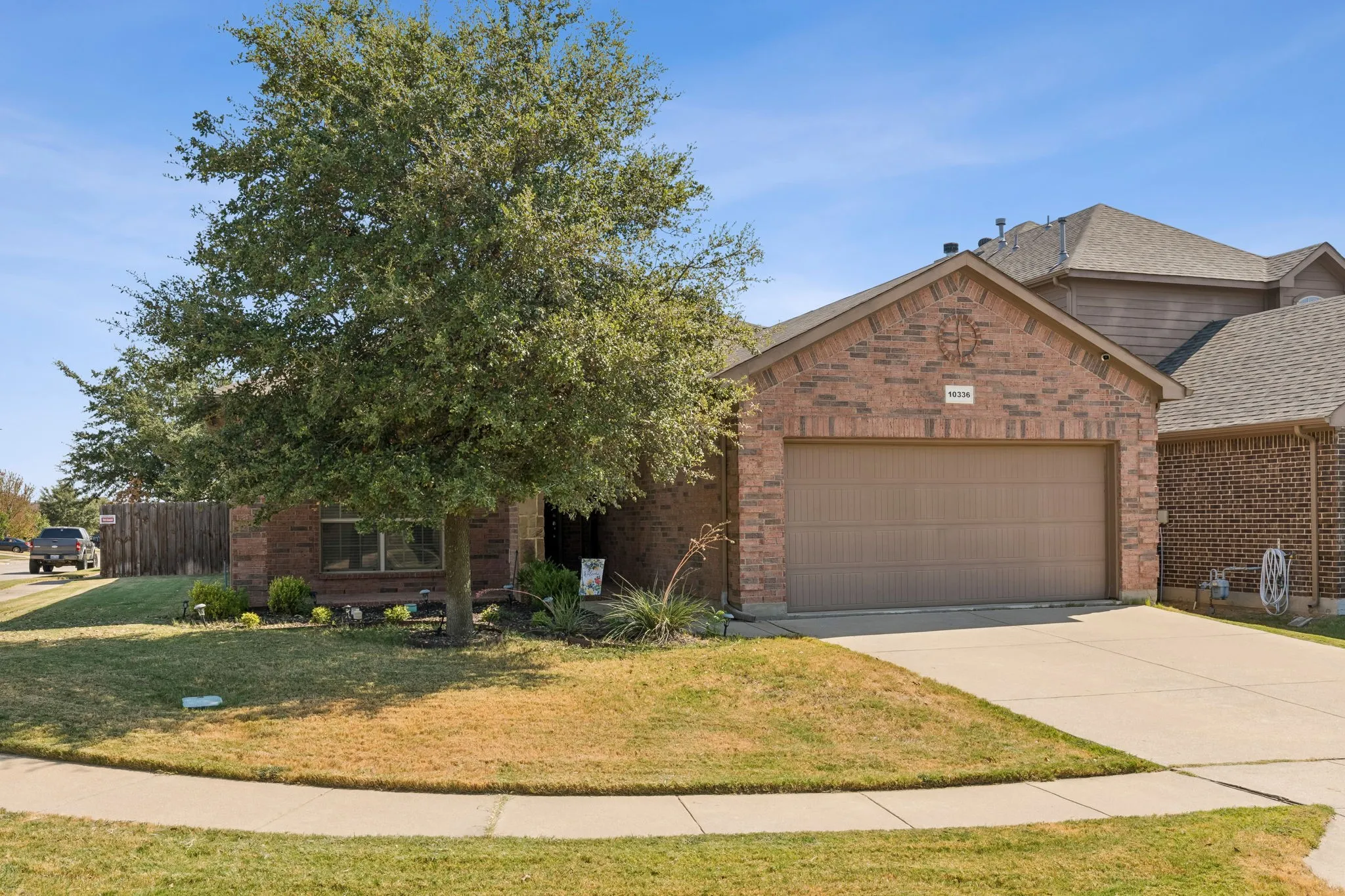 Single Family Residence For Sale in Tarrant County , 10336 Point Lobos Trail, Fort Worth, Texas 76177, 4 Bedroom, 2 Bathroom, 2 Garage spaces, 1,805 Sqft, built in 2011, mls#21378874, Real Estate Agent in Fort Worth, Homes For Sale in Tarrant county, Homes For Sale in Fort Worth, Realtor in Fort Worth Texas, Real Estate Brokerage Independent Realty Texas, Luminita Cordes Realtor