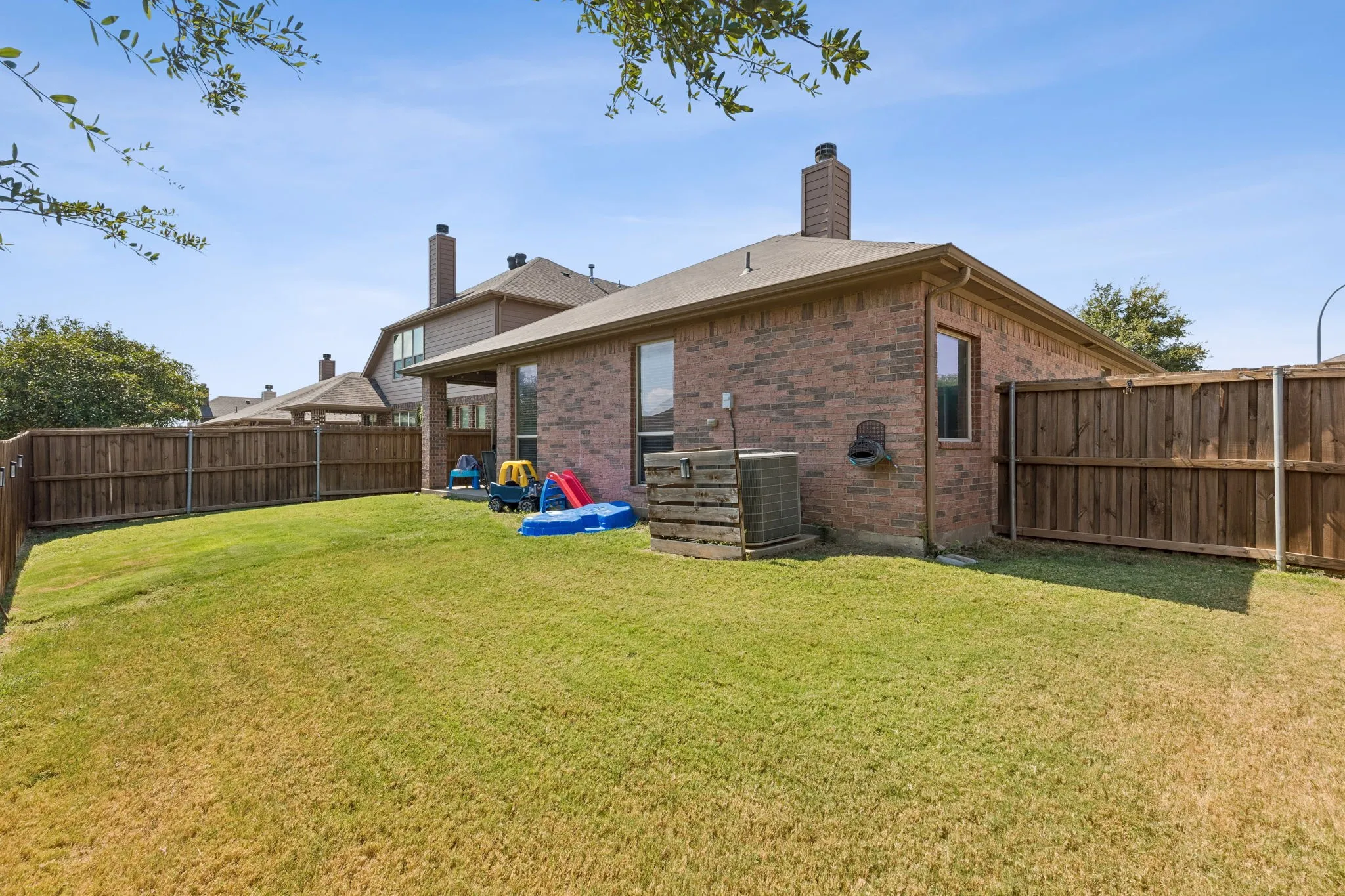 Single Family Residence For Sale in Tarrant County , 10336 Point Lobos Trail, Fort Worth, Texas 76177, 4 Bedroom, 2 Bathroom, 2 Garage spaces, 1,805 Sqft, built in 2011, mls#21378874, Real Estate Agent in Fort Worth, Homes For Sale in Tarrant county, Homes For Sale in Fort Worth, Realtor in Fort Worth Texas, Real Estate Brokerage Independent Realty Texas, Luminita Cordes Realtor