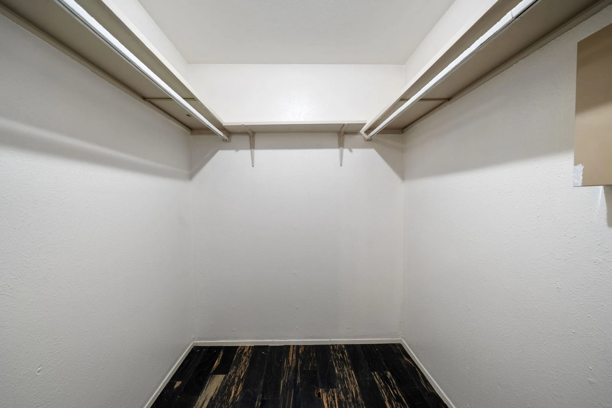 Condominium For Rent in Dallas County , 3121 Park Lane 1107, Dallas, Texas 75220, 2 Bedroom, 2 Bathroom, Garage spaces, 970 Sqft, built in 1969, mls#21378463, Real Estate Agent in Dallas, Homes For Rent in Dallas county, Homes For Rent in Dallas, Realtor in Dallas Texas, Real Estate Brokerage Independent Realty Texas, Luminita Cordes Realtor
