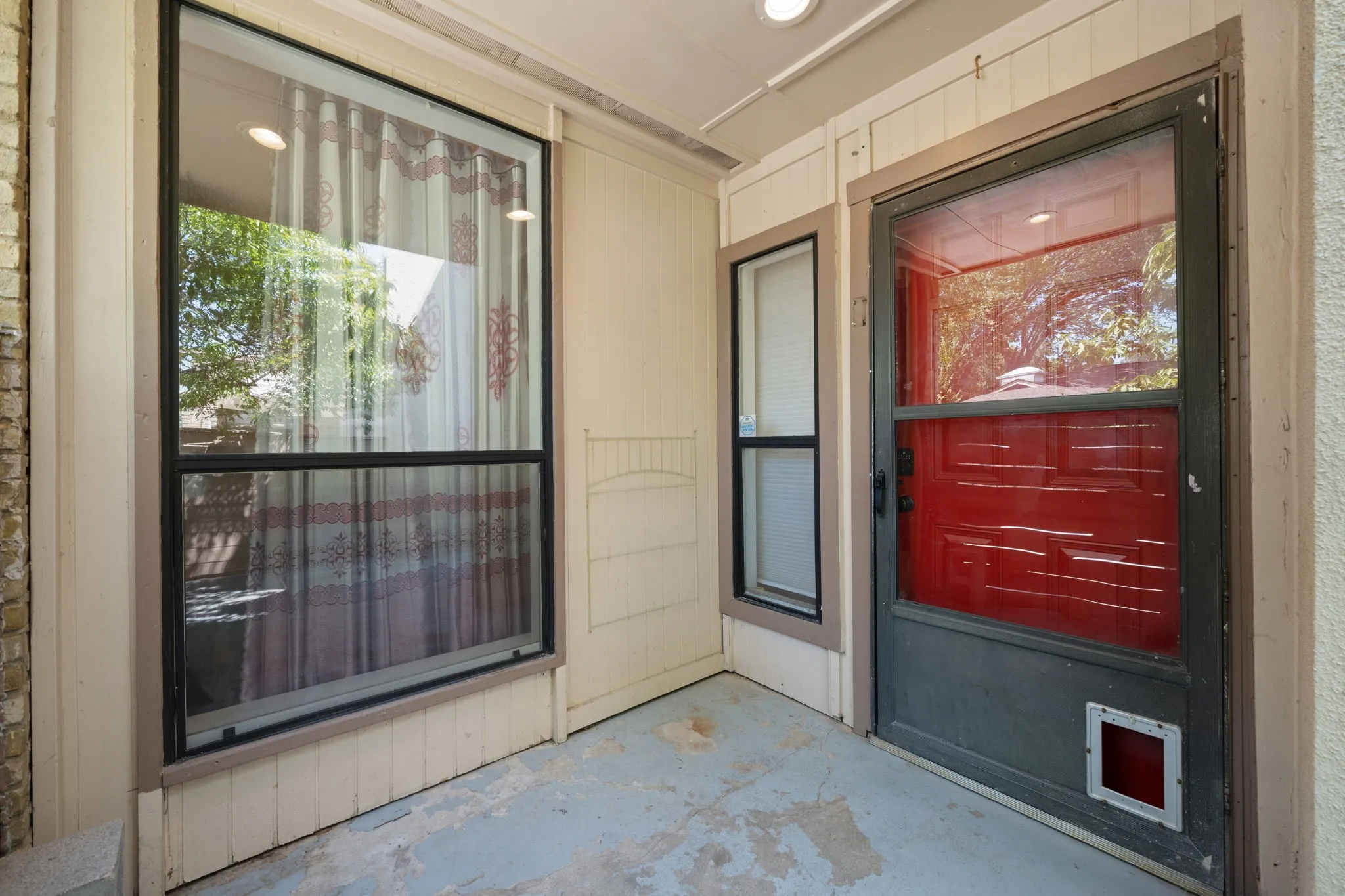 Condominium For Rent in Dallas County , 3121 Park Lane 1107, Dallas, Texas 75220, 2 Bedroom, 2 Bathroom, Garage spaces, 970 Sqft, built in 1969, mls#21378463, Real Estate Agent in Dallas, Homes For Rent in Dallas county, Homes For Rent in Dallas, Realtor in Dallas Texas, Real Estate Brokerage Independent Realty Texas, Luminita Cordes Realtor