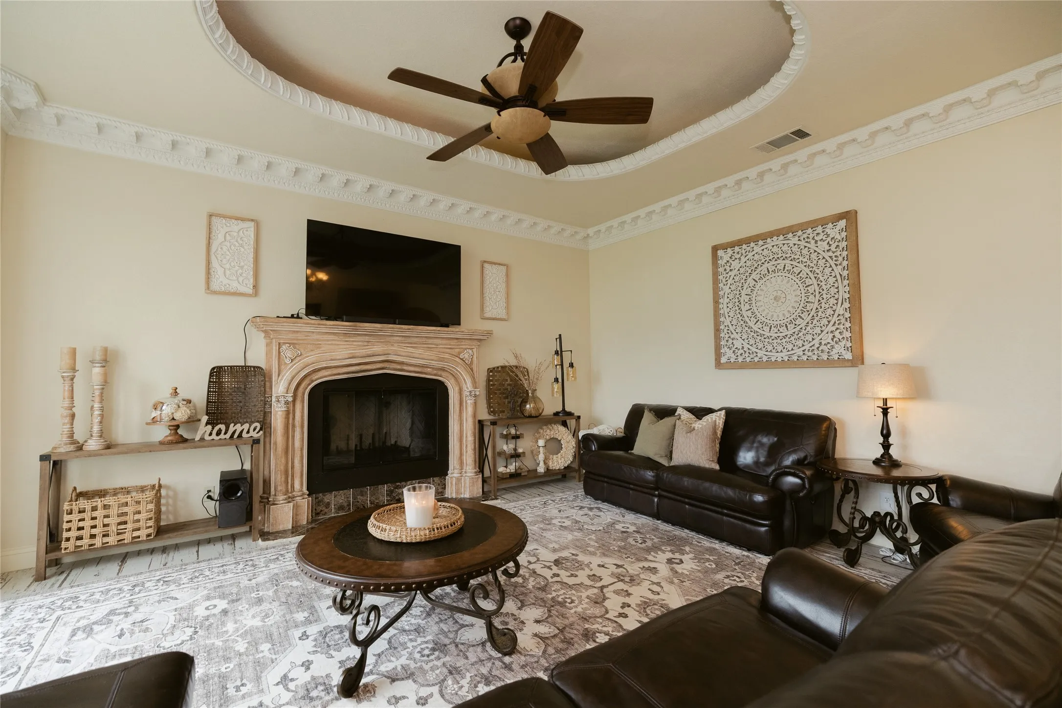 Single Family Residence For Sale in Rockwall County , 624 Horseshoe Bend, Royse City, Texas 75189, 5 Bedroom, 4 Bathroom, 3 Garage spaces, 2,957 Sqft, built in 2004, mls#21379316, Real Estate Agent in Royse City, Homes For Sale in Rockwall county, Homes For Sale in Royse City, Realtor in Royse City Texas, Real Estate Brokerage Independent Realty Texas, Luminita Cordes Realtor