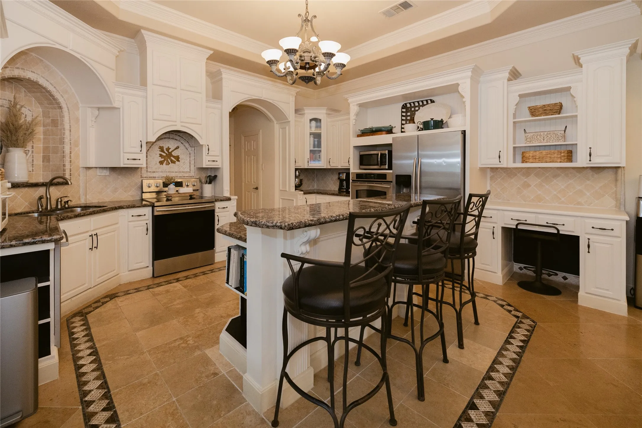 Single Family Residence For Sale in Rockwall County , 624 Horseshoe Bend, Royse City, Texas 75189, 5 Bedroom, 4 Bathroom, 3 Garage spaces, 2,957 Sqft, built in 2004, mls#21379316, Real Estate Agent in Royse City, Homes For Sale in Rockwall county, Homes For Sale in Royse City, Realtor in Royse City Texas, Real Estate Brokerage Independent Realty Texas, Luminita Cordes Realtor
