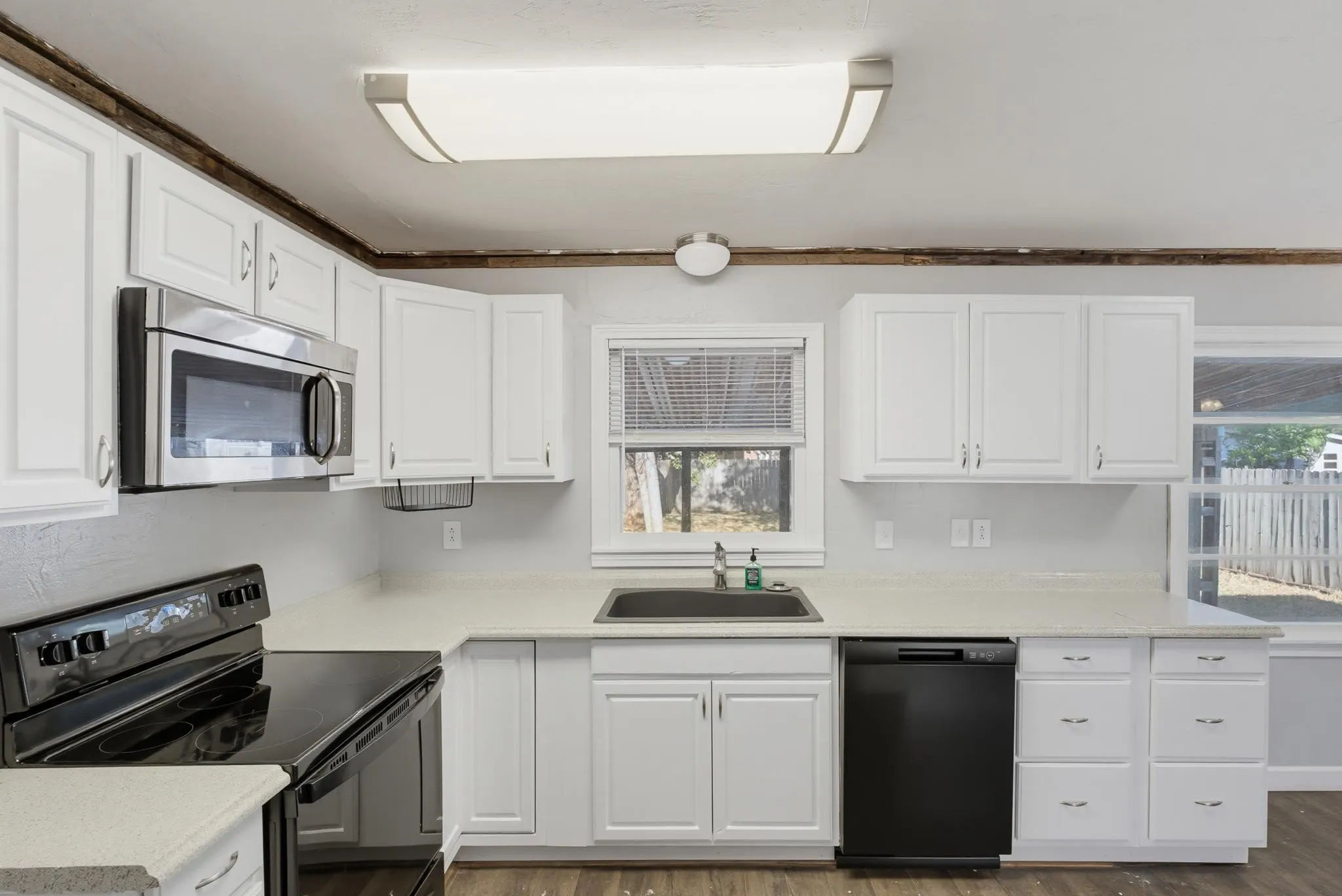 Single Family Residence For Sale in Taylor County , 750 Westview Drive, Abilene, Texas 79603, 4 Bedroom, 2 Bathroom, Garage spaces, 1,510 Sqft, built in 1956, mls#21379247, Real Estate Agent in Abilene, Homes For Sale in Taylor county, Homes For Sale in Abilene, Realtor in Abilene Texas, Real Estate Brokerage Independent Realty Texas, Luminita Cordes Realtor
