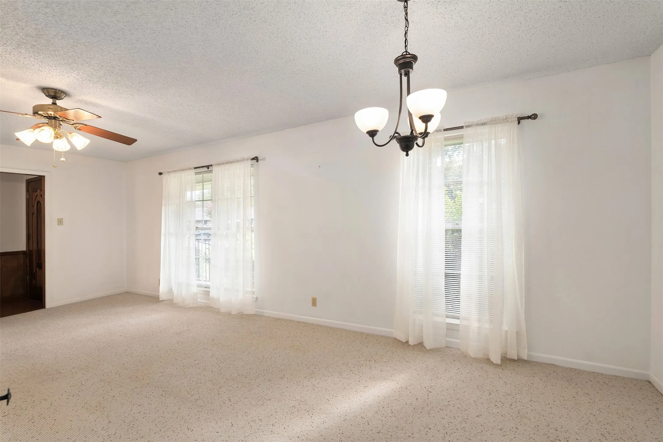 Dining room or 2nd living area