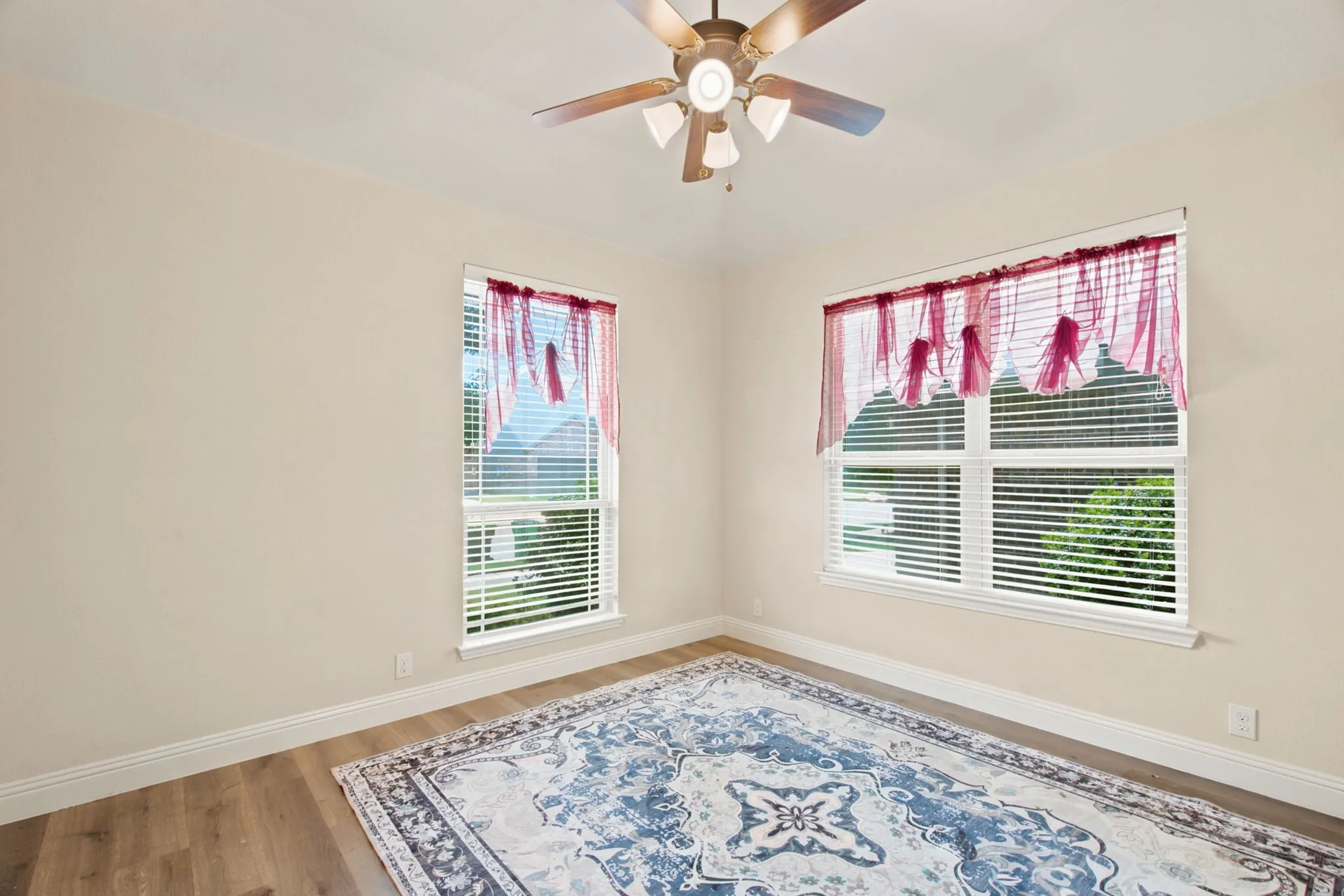 Single Family Residence For Rent in Denton County , 1509 Yellowthroat Drive, Little Elm, Texas 75068, 4 Bedroom, 2 Bathroom, 2 Garage spaces, 2,041 Sqft, built in 2017, mls#21379299, Real Estate Agent in Little Elm, Homes For Rent in Denton county, Homes For Rent in Little Elm, Realtor in Little Elm Texas, Real Estate Brokerage Independent Realty Texas, Luminita Cordes Realtor