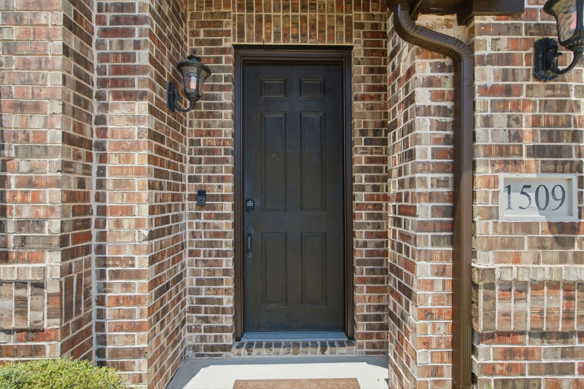 Single Family Residence For Rent in Denton County , 1509 Yellowthroat Drive, Little Elm, Texas 75068, 4 Bedroom, 2 Bathroom, 2 Garage spaces, 2,041 Sqft, built in 2017, mls#21379299, Real Estate Agent in Little Elm, Homes For Rent in Denton county, Homes For Rent in Little Elm, Realtor in Little Elm Texas, Real Estate Brokerage Independent Realty Texas, Luminita Cordes Realtor