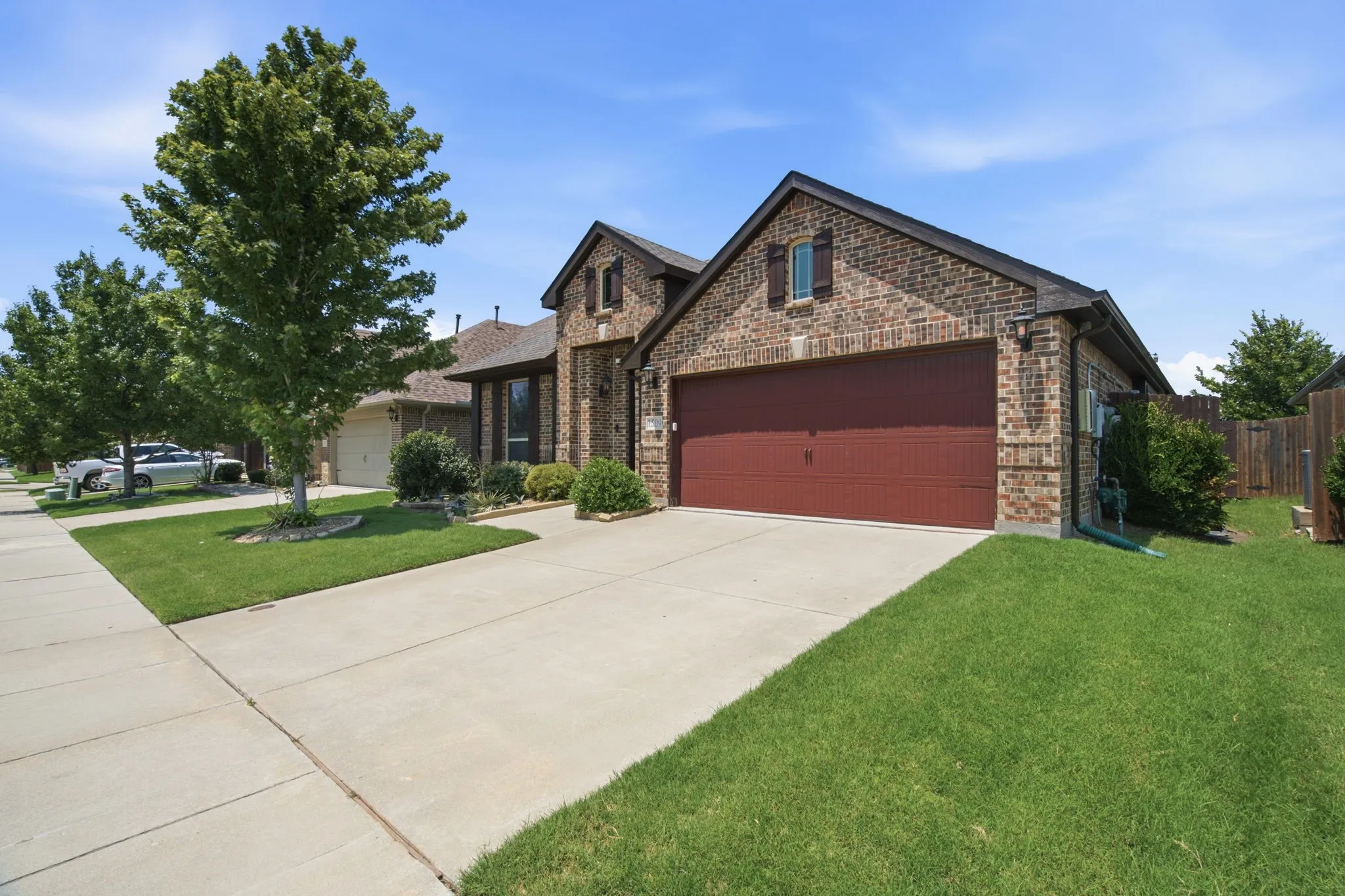 Single Family Residence For Rent in Denton County , 1509 Yellowthroat Drive, Little Elm, Texas 75068, 4 Bedroom, 2 Bathroom, 2 Garage spaces, 2,041 Sqft, built in 2017, mls#21379299, Real Estate Agent in Little Elm, Homes For Rent in Denton county, Homes For Rent in Little Elm, Realtor in Little Elm Texas, Real Estate Brokerage Independent Realty Texas, Luminita Cordes Realtor