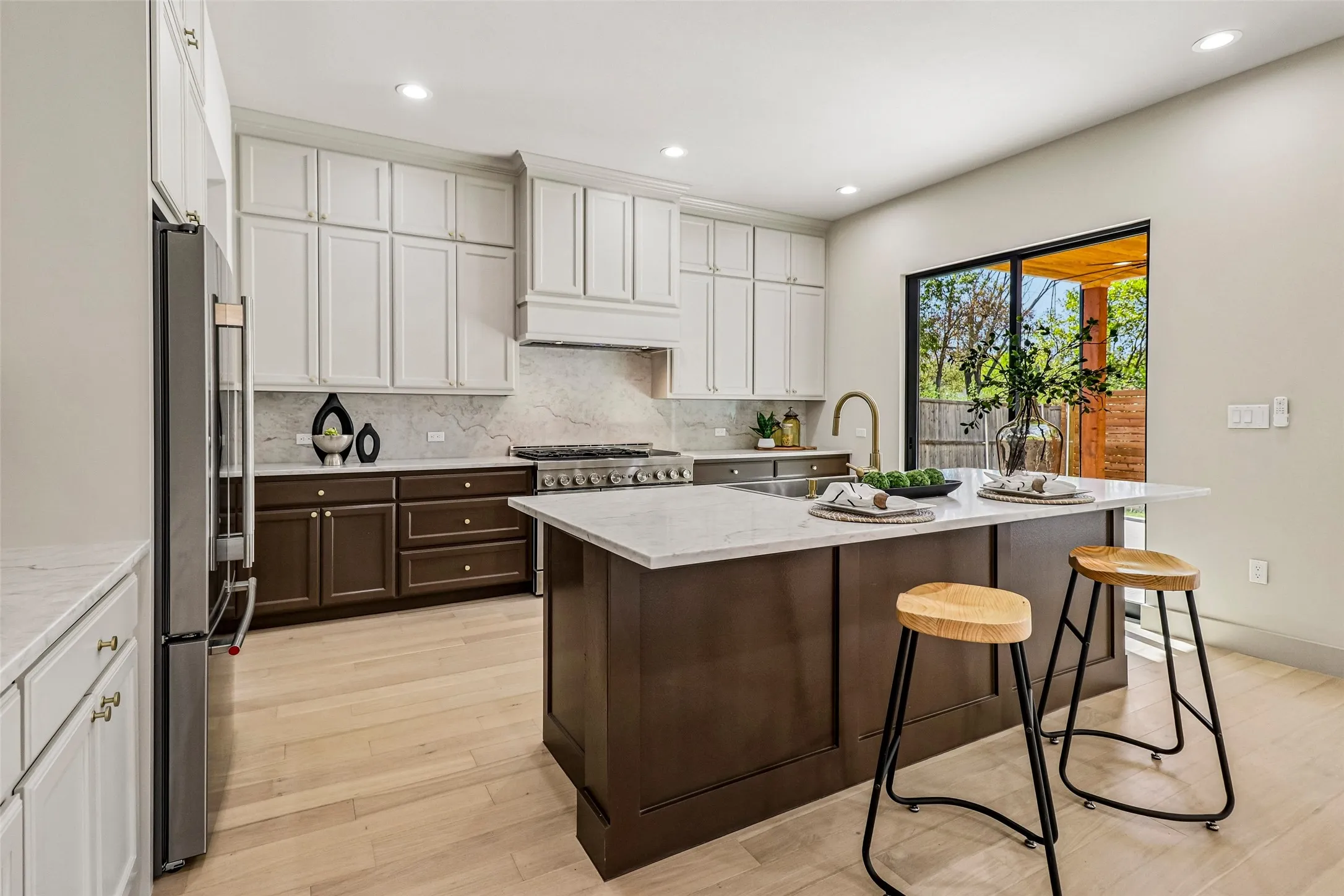 Single Family Residence For Sale in Dallas County , 1842 Life Avenue, Dallas, Texas 75212, 4 Bedroom, 4 Bathroom, 2 Garage spaces, 3,728 Sqft, built in 2026, mls#21369159, Real Estate Agent in Dallas, Homes For Sale in Dallas county, Homes For Sale in Dallas, Realtor in Dallas Texas, Real Estate Brokerage Independent Realty Texas, Luminita Cordes Realtor