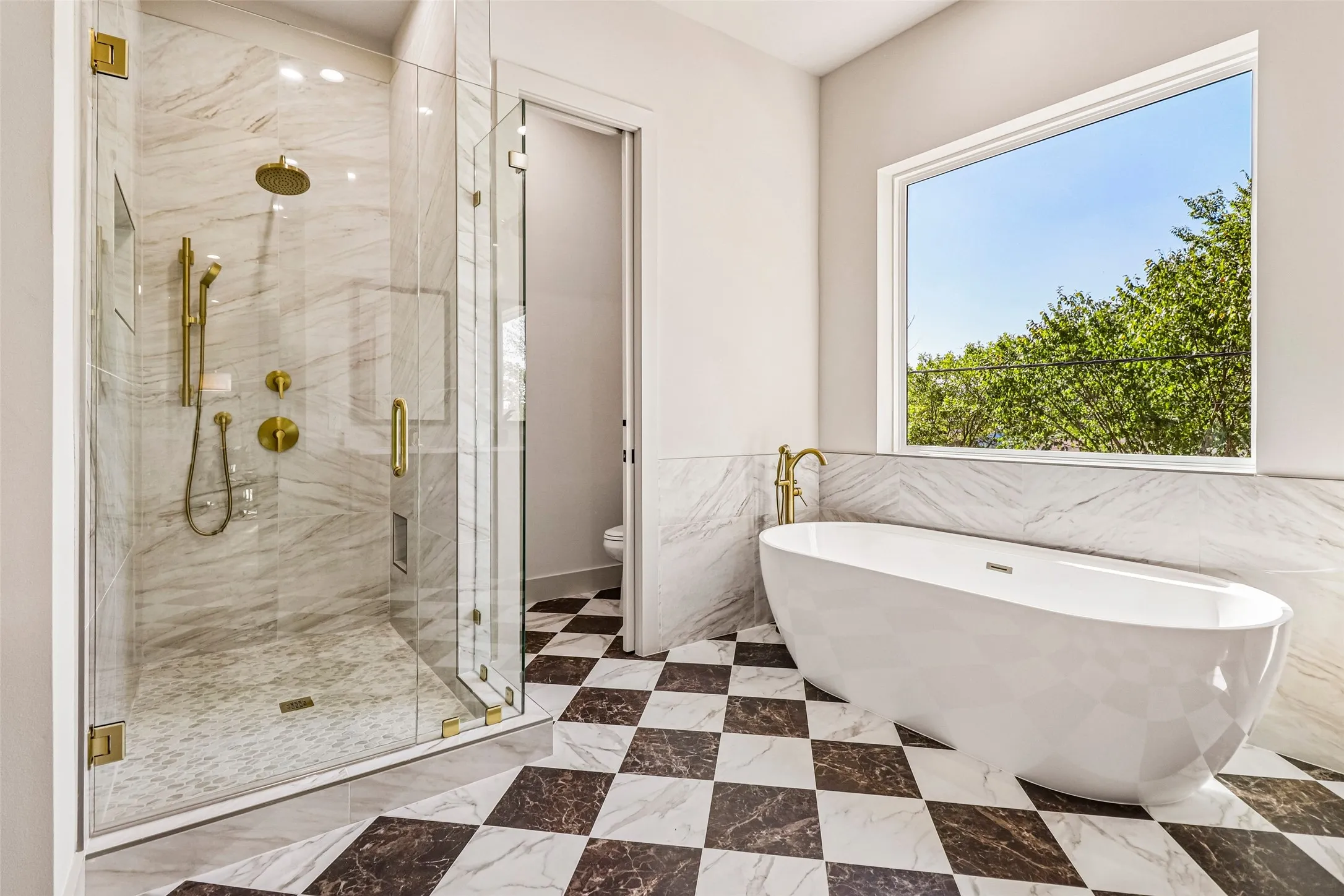Single Family Residence For Sale in Dallas County , 1842 Life Avenue, Dallas, Texas 75212, 4 Bedroom, 4 Bathroom, 2 Garage spaces, 3,728 Sqft, built in 2026, mls#21369159, Real Estate Agent in Dallas, Homes For Sale in Dallas county, Homes For Sale in Dallas, Realtor in Dallas Texas, Real Estate Brokerage Independent Realty Texas, Luminita Cordes Realtor