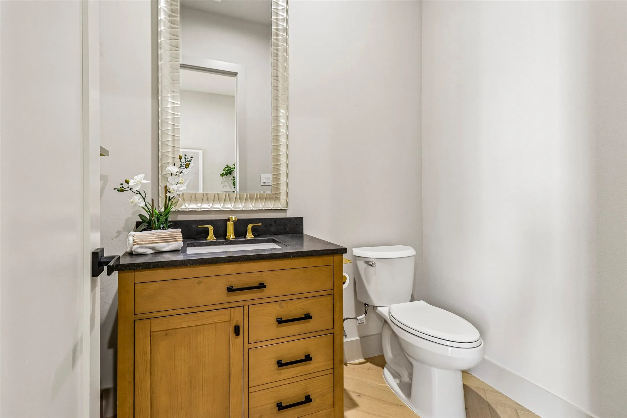 Single Family Residence For Sale in Dallas County , 1842 Life Avenue, Dallas, Texas 75212, 4 Bedroom, 4 Bathroom, 2 Garage spaces, 3,728 Sqft, built in 2026, mls#21369159, Real Estate Agent in Dallas, Homes For Sale in Dallas county, Homes For Sale in Dallas, Realtor in Dallas Texas, Real Estate Brokerage Independent Realty Texas, Luminita Cordes Realtor