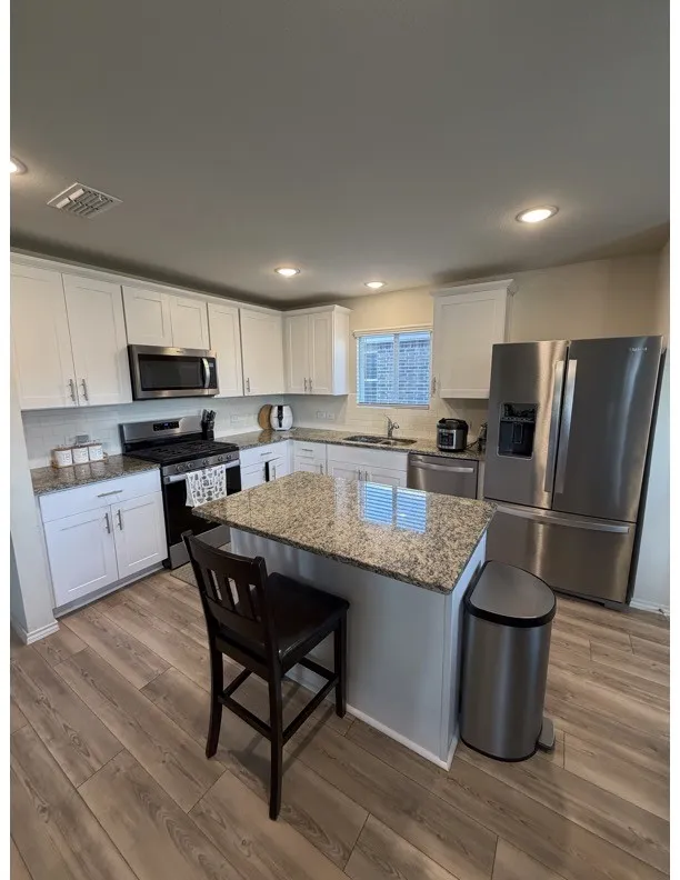 Single Family Residence For Rent in Denton County , 900 Shire Avenue, Haslet, Texas 76052, 4 Bedroom, 3 Bathroom, 2 Garage spaces, 2,344 Sqft, built in 2021, mls#21377614, Real Estate Agent in Haslet, Homes For Rent in Denton county, Homes For Rent in Haslet, Realtor in Haslet Texas, Real Estate Brokerage Independent Realty Texas, Luminita Cordes Realtor