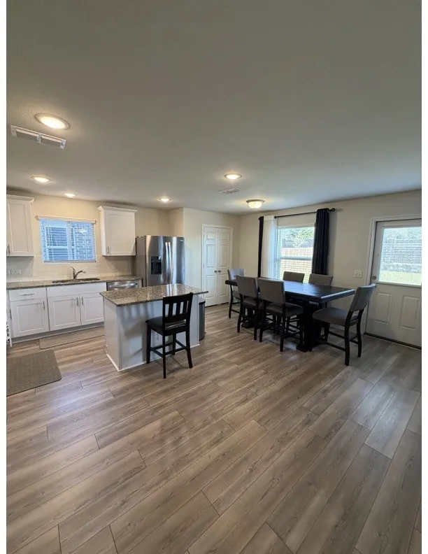Single Family Residence For Rent in Denton County , 900 Shire Avenue, Haslet, Texas 76052, 4 Bedroom, 3 Bathroom, 2 Garage spaces, 2,344 Sqft, built in 2021, mls#21377614, Real Estate Agent in Haslet, Homes For Rent in Denton county, Homes For Rent in Haslet, Realtor in Haslet Texas, Real Estate Brokerage Independent Realty Texas, Luminita Cordes Realtor