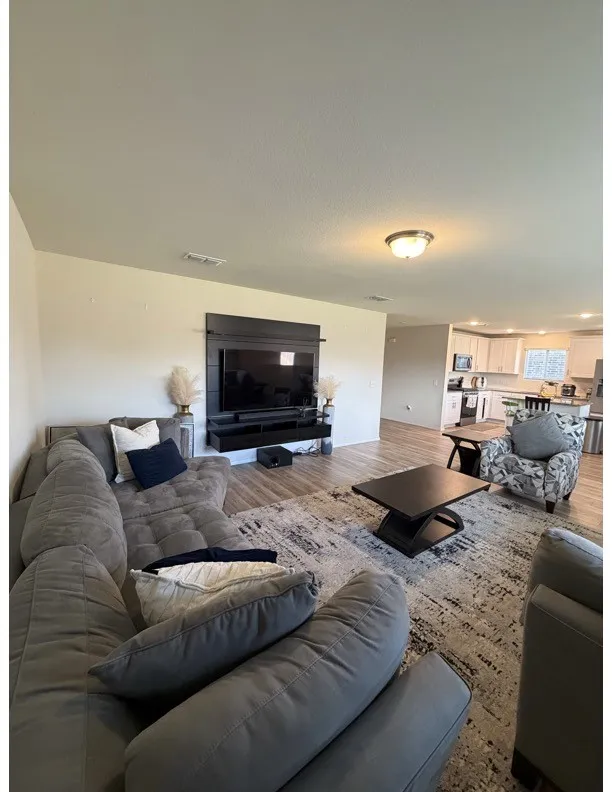 Single Family Residence For Rent in Denton County , 900 Shire Avenue, Haslet, Texas 76052, 4 Bedroom, 3 Bathroom, 2 Garage spaces, 2,344 Sqft, built in 2021, mls#21377614, Real Estate Agent in Haslet, Homes For Rent in Denton county, Homes For Rent in Haslet, Realtor in Haslet Texas, Real Estate Brokerage Independent Realty Texas, Luminita Cordes Realtor