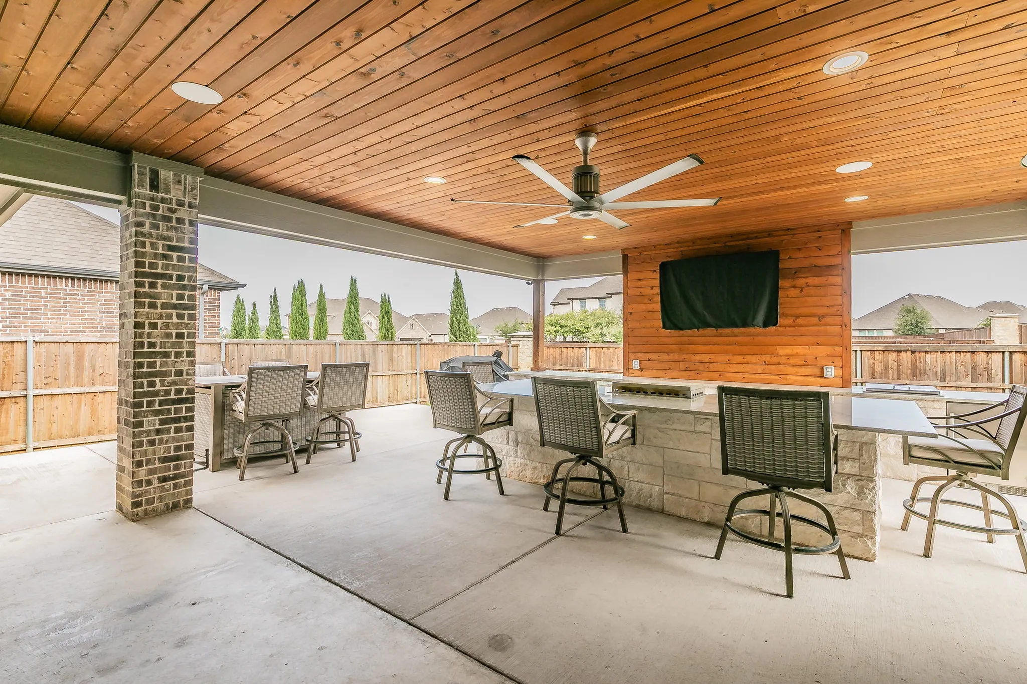 Single Family Residence For Sale in Tarrant County , 405 Marbrook Court, Fort Worth, Texas 76131, 5 Bedroom, 5 Bathroom, 3 Garage spaces, 3,838 Sqft, built in 2017, mls#21376722, Real Estate Agent in Fort Worth, Homes For Sale in Tarrant county, Homes For Sale in Fort Worth, Realtor in Fort Worth Texas, Real Estate Brokerage Independent Realty Texas, Luminita Cordes Realtor