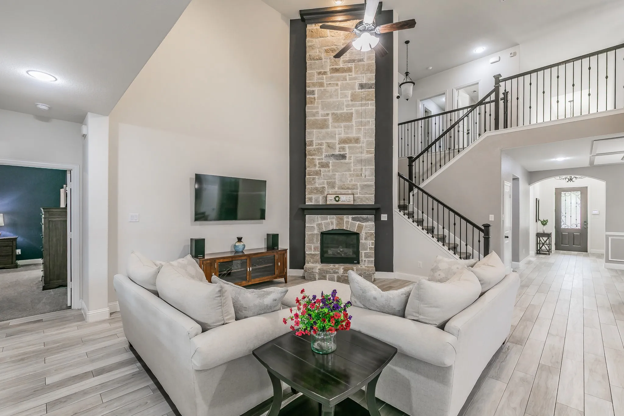 Single Family Residence For Sale in Tarrant County , 405 Marbrook Court, Fort Worth, Texas 76131, 5 Bedroom, 5 Bathroom, 3 Garage spaces, 3,838 Sqft, built in 2017, mls#21376722, Real Estate Agent in Fort Worth, Homes For Sale in Tarrant county, Homes For Sale in Fort Worth, Realtor in Fort Worth Texas, Real Estate Brokerage Independent Realty Texas, Luminita Cordes Realtor