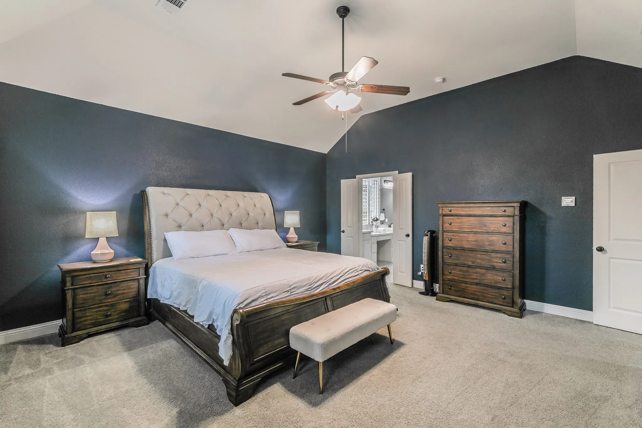 Single Family Residence For Sale in Tarrant County , 405 Marbrook Court, Fort Worth, Texas 76131, 5 Bedroom, 5 Bathroom, 3 Garage spaces, 3,838 Sqft, built in 2017, mls#21376722, Real Estate Agent in Fort Worth, Homes For Sale in Tarrant county, Homes For Sale in Fort Worth, Realtor in Fort Worth Texas, Real Estate Brokerage Independent Realty Texas, Luminita Cordes Realtor