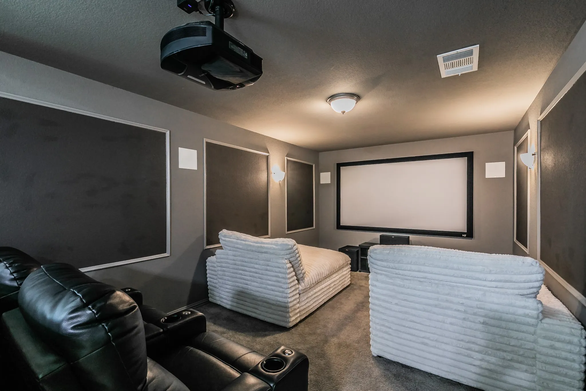 Single Family Residence For Sale in Tarrant County , 405 Marbrook Court, Fort Worth, Texas 76131, 5 Bedroom, 5 Bathroom, 3 Garage spaces, 3,838 Sqft, built in 2017, mls#21376722, Real Estate Agent in Fort Worth, Homes For Sale in Tarrant county, Homes For Sale in Fort Worth, Realtor in Fort Worth Texas, Real Estate Brokerage Independent Realty Texas, Luminita Cordes Realtor