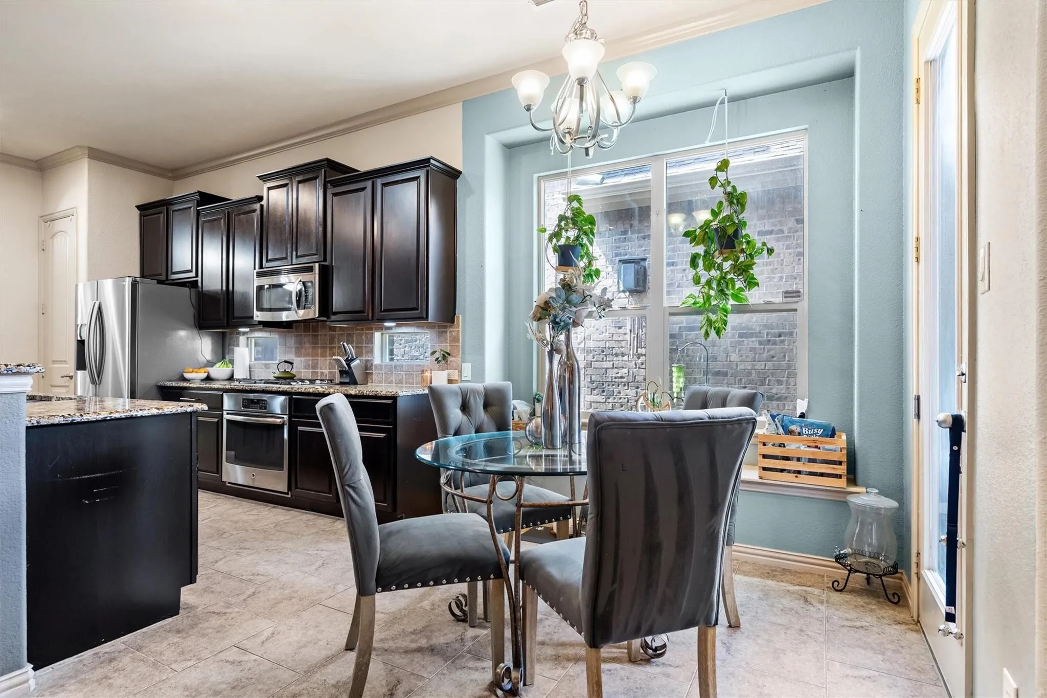 Single Family Residence For Rent in Denton County , 2459 Embleton Drive, Lewisville, Texas 75067, 3 Bedroom, 3 Bathroom, 2 Garage spaces, 2,258 Sqft, built in 2013, mls#21378231, Real Estate Agent in Lewisville, Homes For Rent in Denton county, Homes For Rent in Lewisville, Realtor in Lewisville Texas, Real Estate Brokerage Independent Realty Texas, Luminita Cordes Realtor