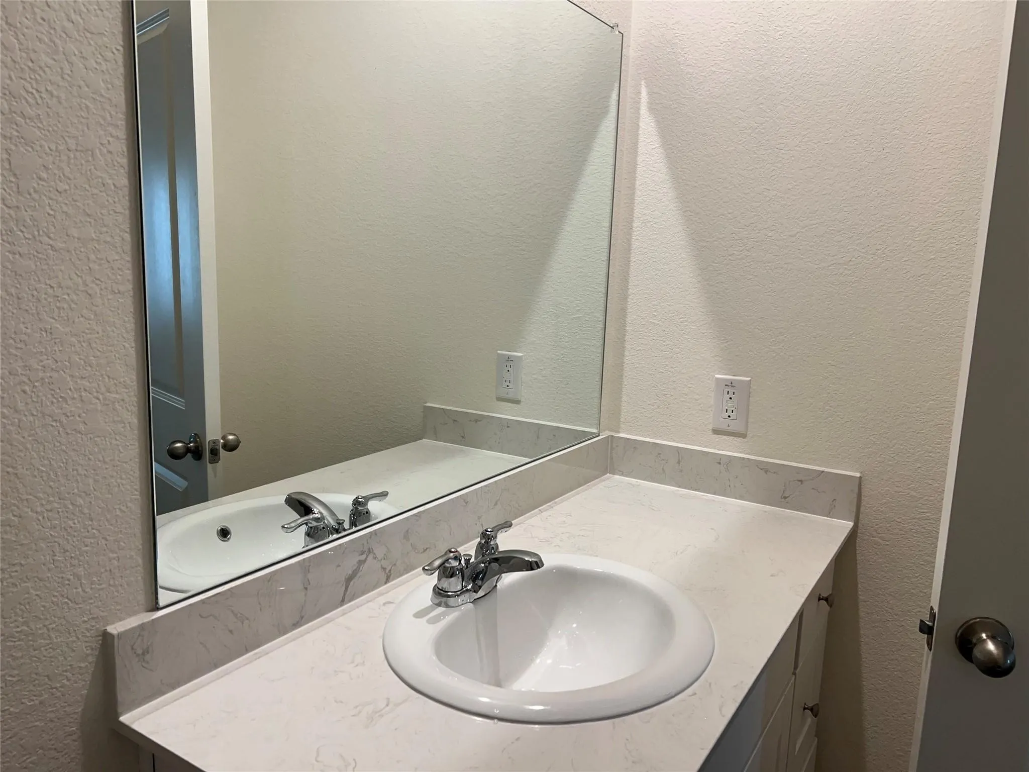 Single Family Residence For Rent in Kaufman County , 5925 Sahara Drive, Forney, Texas 75126, 3 Bedroom, 2 Bathroom, 2 Garage spaces, 1,401 Sqft, built in 2025, mls#21379337, Real Estate Agent in Forney, Homes For Rent in Kaufman county, Homes For Rent in Forney, Realtor in Forney Texas, Real Estate Brokerage Independent Realty Texas, Luminita Cordes Realtor