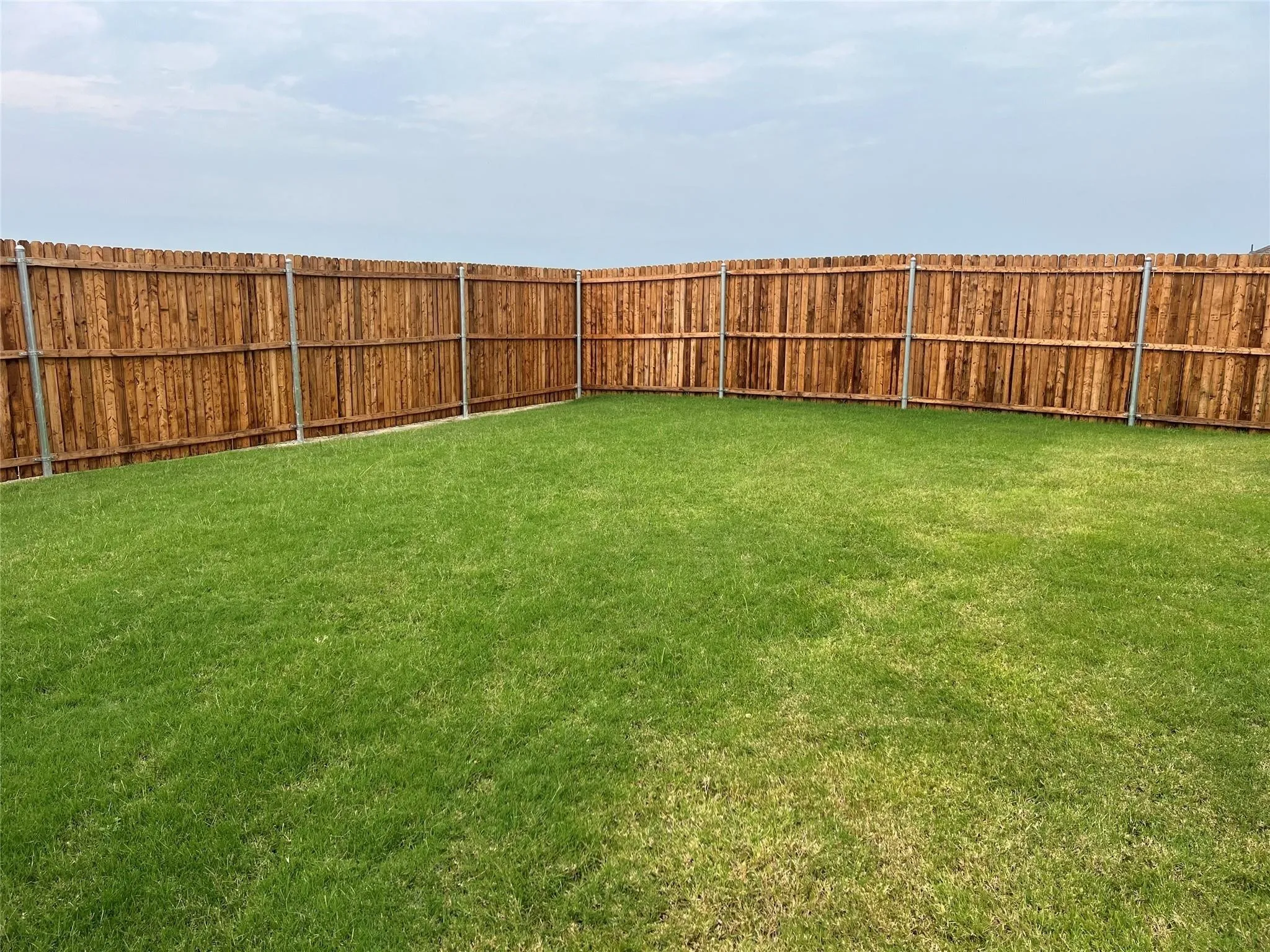 Single Family Residence For Rent in Kaufman County , 5925 Sahara Drive, Forney, Texas 75126, 3 Bedroom, 2 Bathroom, 2 Garage spaces, 1,401 Sqft, built in 2025, mls#21379337, Real Estate Agent in Forney, Homes For Rent in Kaufman county, Homes For Rent in Forney, Realtor in Forney Texas, Real Estate Brokerage Independent Realty Texas, Luminita Cordes Realtor
