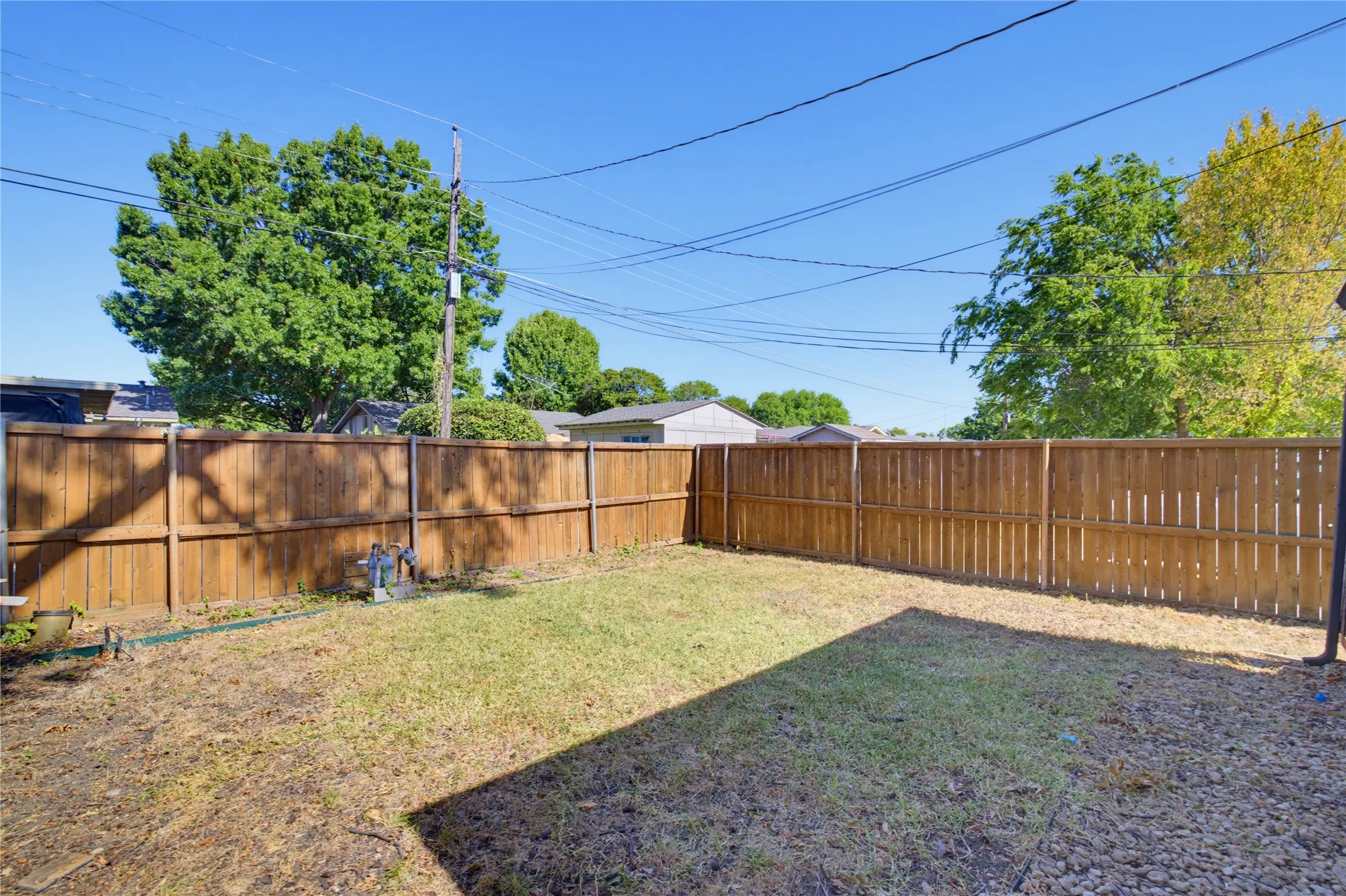 Single Family Residence For Sale in Collin County , 1405 Judy Drive, Plano, Texas 75074, 3 Bedroom, 2 Bathroom, 2 Garage spaces, 2,030 Sqft, built in 1967, mls#21379312, Real Estate Agent in Plano, Homes For Sale in Collin county, Homes For Sale in Plano, Realtor in Plano Texas, Real Estate Brokerage Independent Realty Texas, Luminita Cordes Realtor