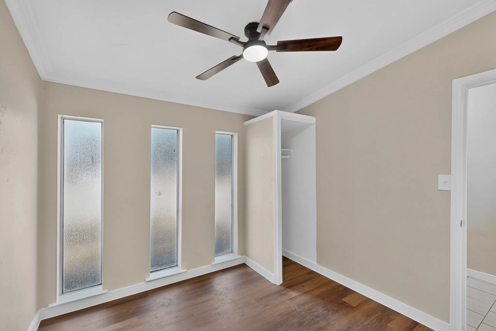 Single Family Residence For Sale in Dallas County , 1312 Grinnell Drive, Richardson, Texas 75081, 4 Bedroom, 2 Bathroom, 2 Garage spaces, 1,672 Sqft, built in 1970, mls#21379228, Real Estate Agent in Richardson, Homes For Sale in Dallas county, Homes For Sale in Richardson, Realtor in Richardson Texas, Real Estate Brokerage Independent Realty Texas, Luminita Cordes Realtor
