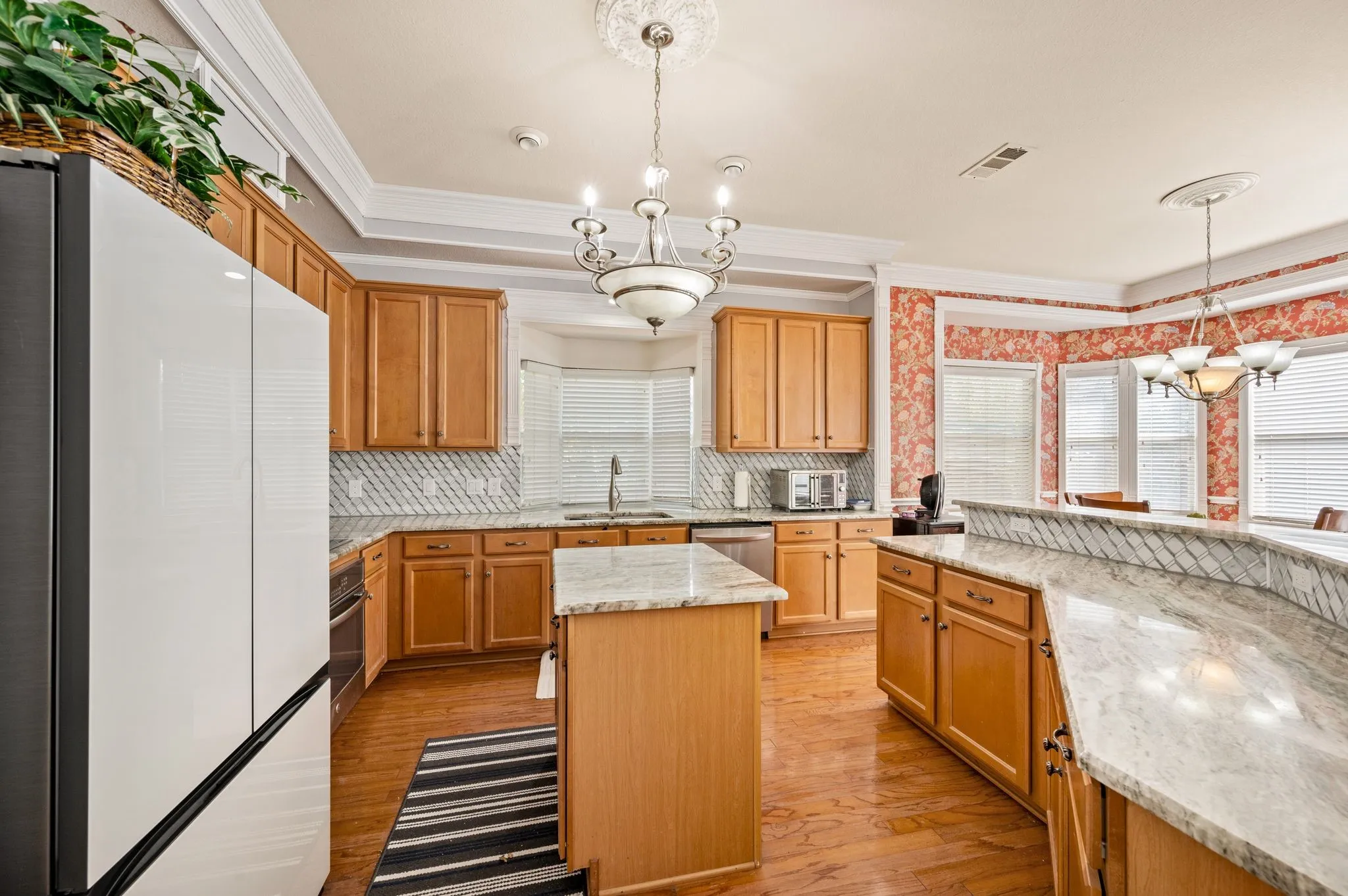 Single Family Residence For Sale in Denton County , 5549 Mountain Valley Drive, The Colony, Texas 75056, 5 Bedroom, 4 Bathroom, 2 Garage spaces, 3,615 Sqft, built in 2001, mls#21379349, Real Estate Agent in The Colony, Homes For Sale in Denton county, Homes For Sale in The Colony, Realtor in The Colony Texas, Real Estate Brokerage Independent Realty Texas, Luminita Cordes Realtor